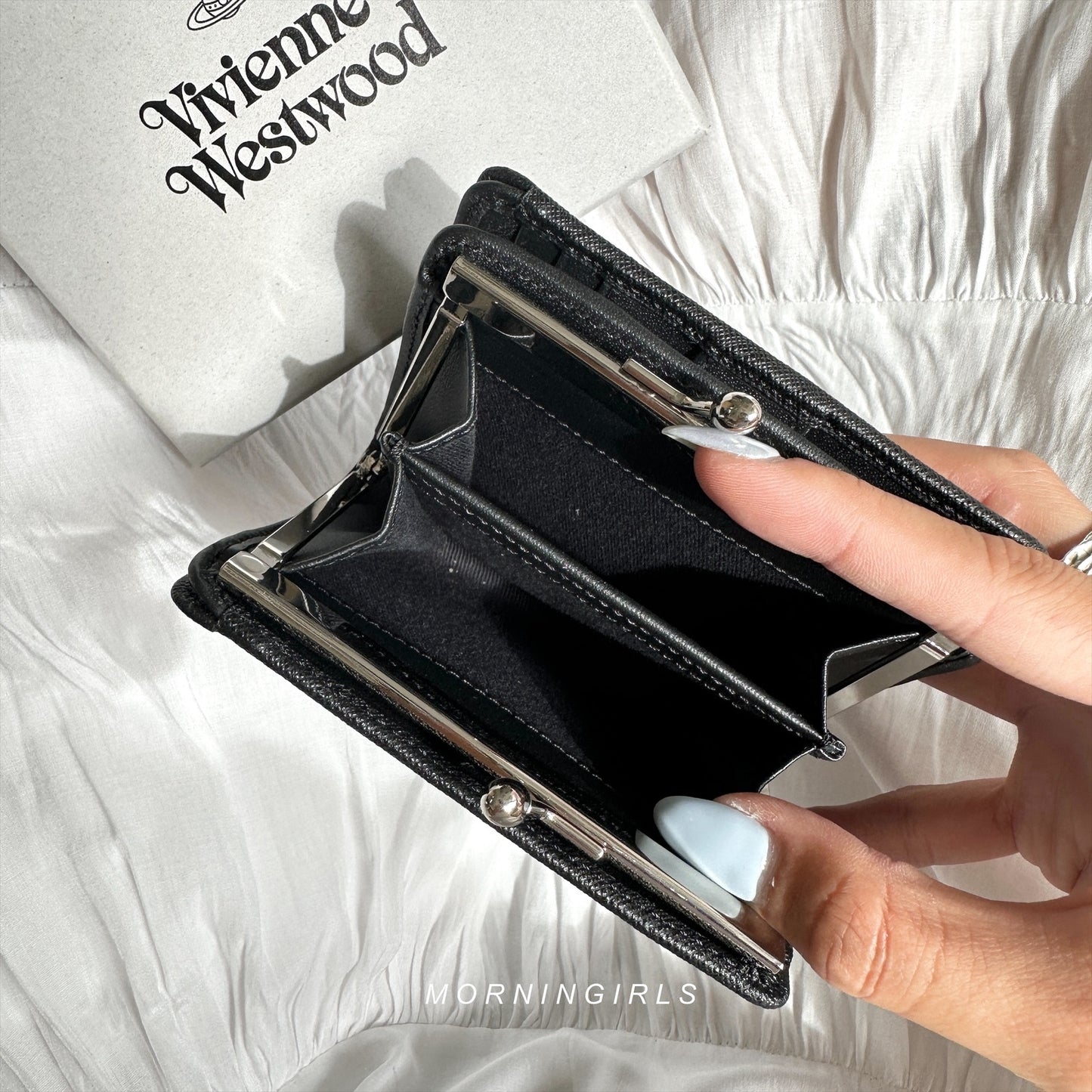 Vivienne Westwood Frame Pocket Wallet 黑銀十字紋