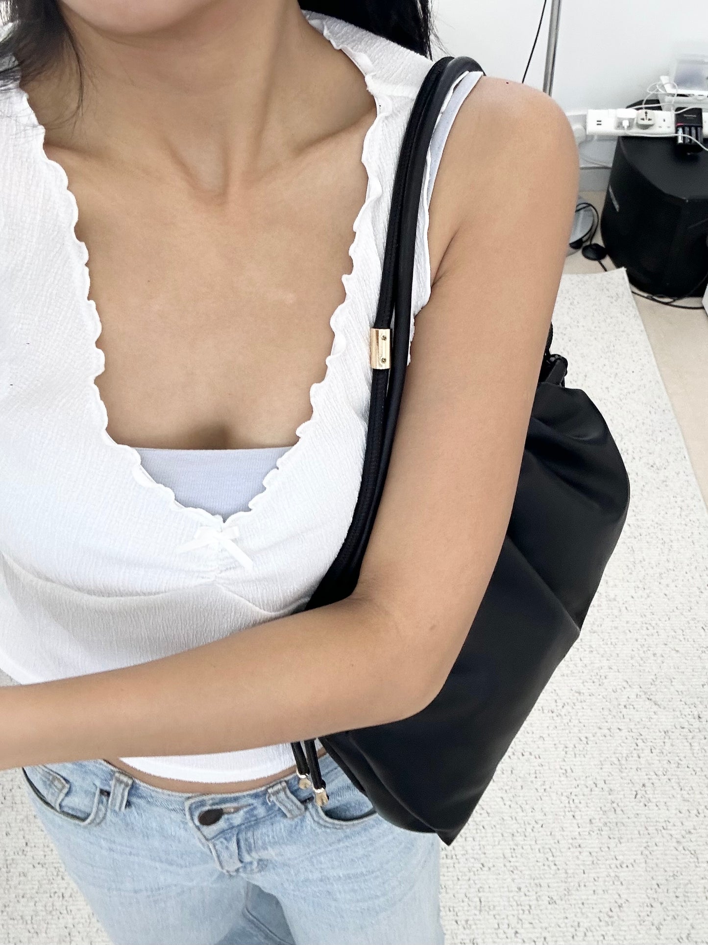 A.P.C. Ninon Shoulder Bag 超軟熟雲朵側肩袋