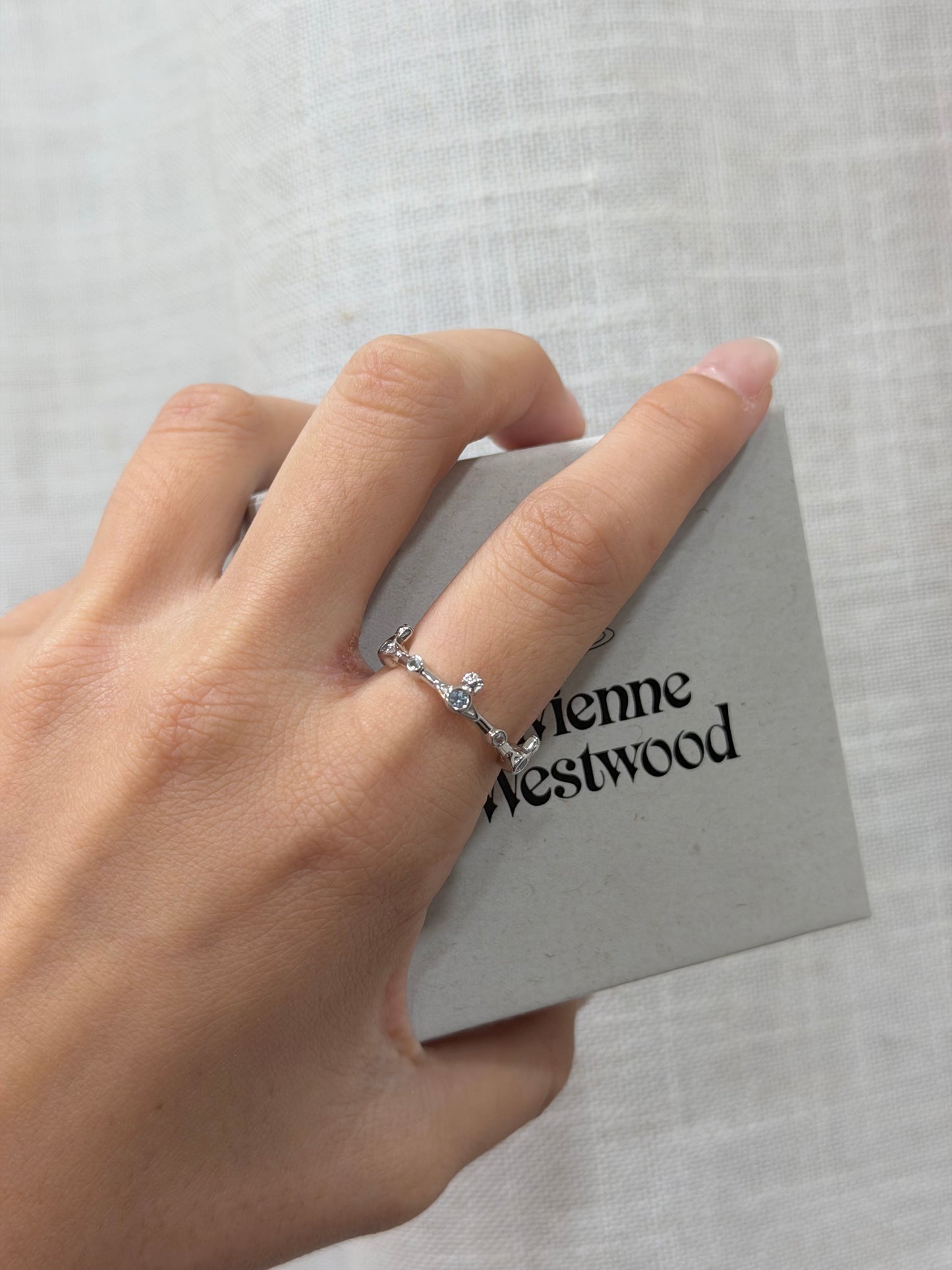 Vivienne Westwood Felicia Ring 小藍鑽最新上架925純銀