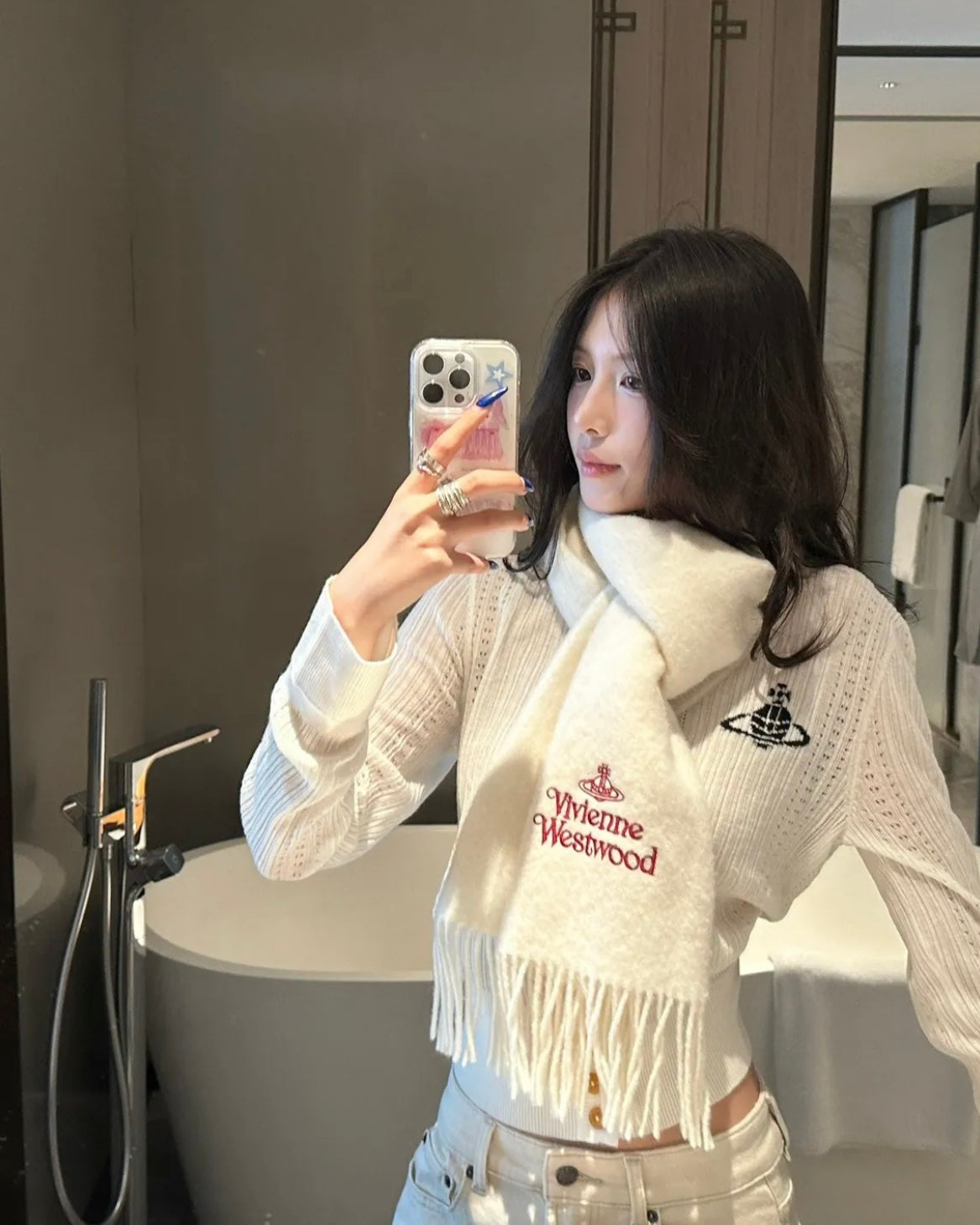 Vivienne Westwood Embroidered Logo Scarf (100% wool) [白色現貨中 日本版 意大利製!]