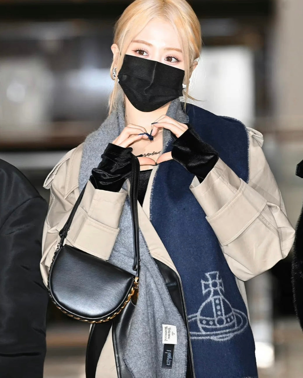 Vivienne Westwood Double ORB Logo Scarf (100% wool) [黑色啡色超熱賣! 日本版 意大利製!]