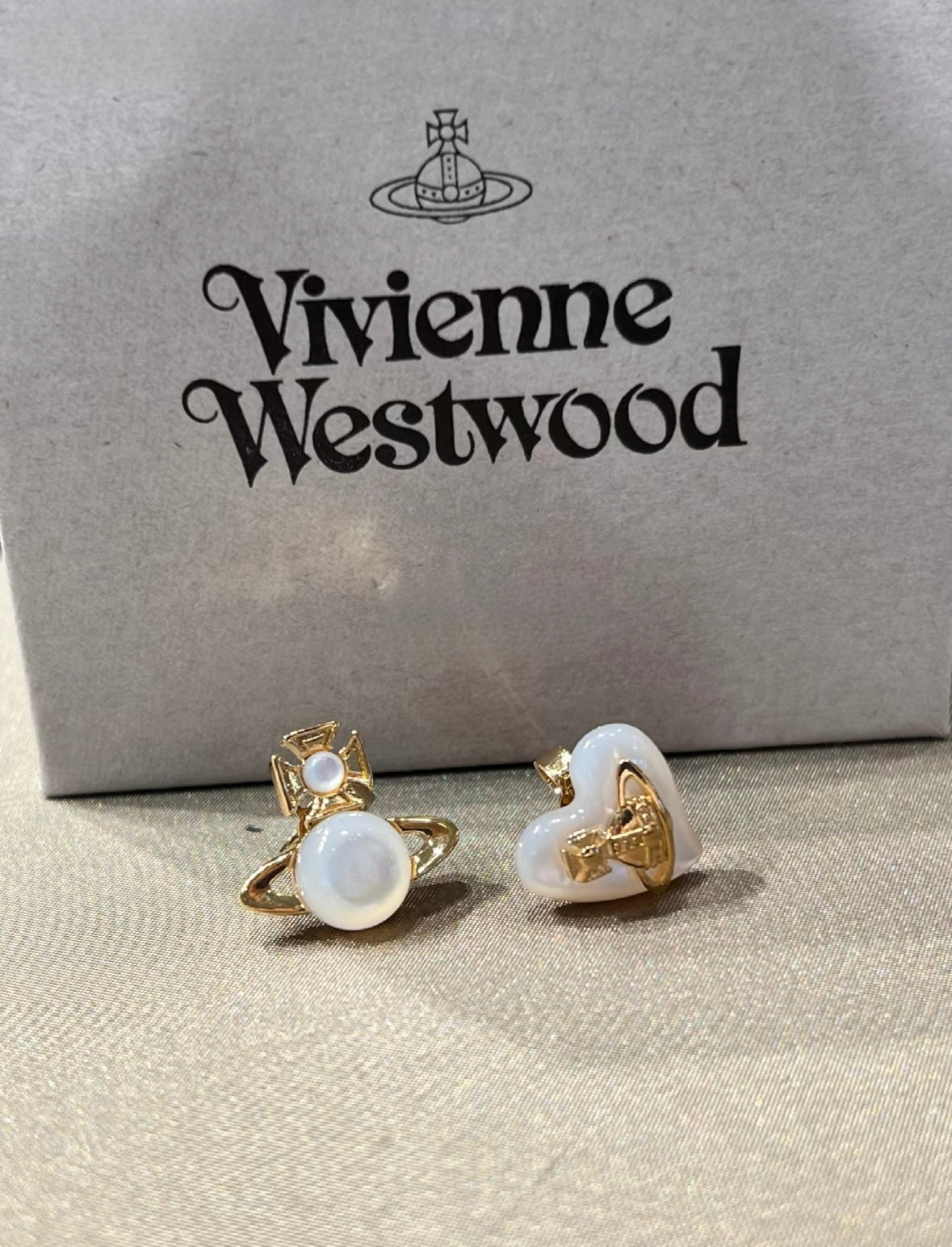 Vivienne Westwood Thomasina Earrings [絕美愛心星球 限時大折扣中!]