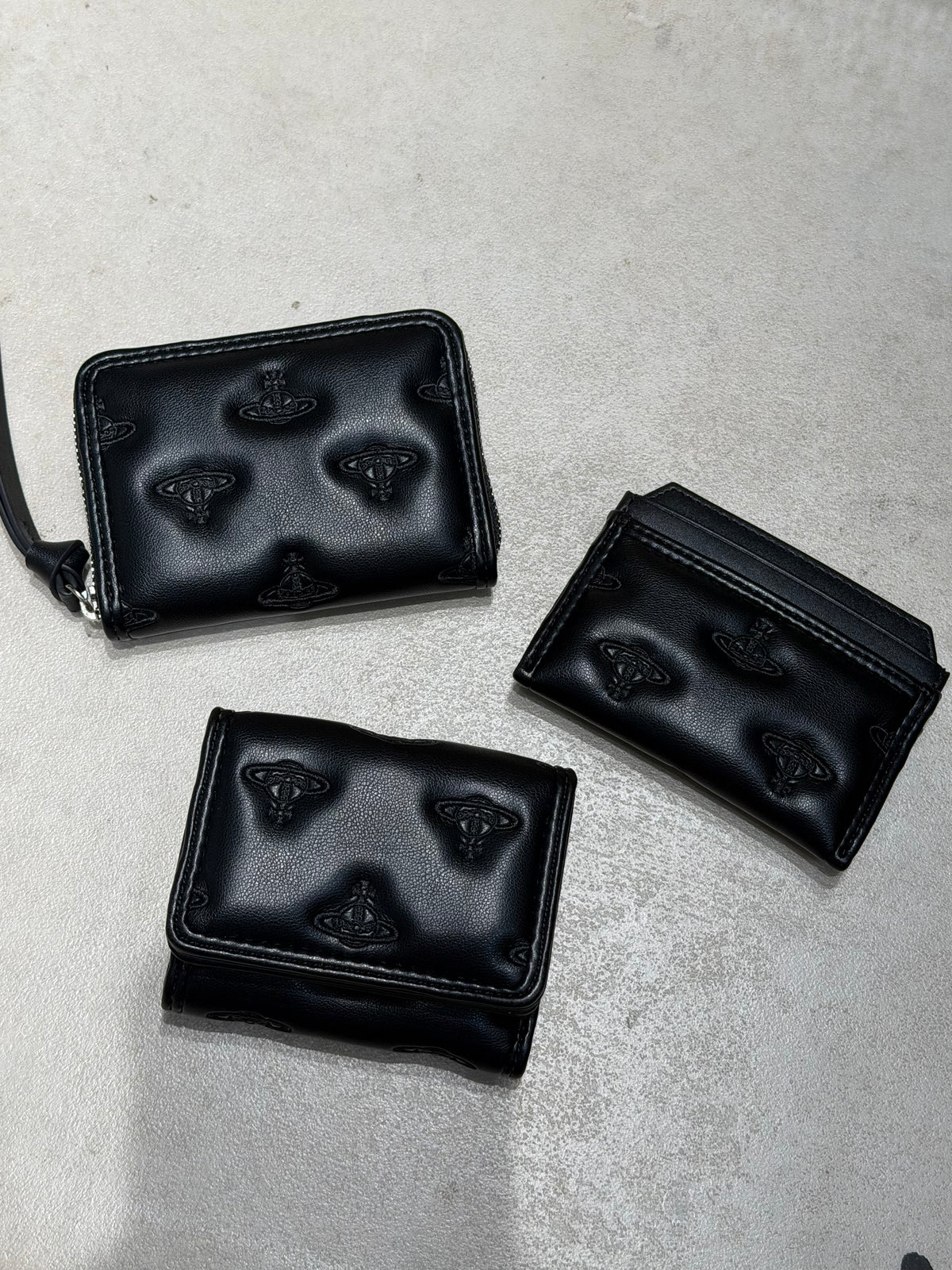 Vivienne Westwood 日本限定刺繡星球系列［日版限產超少量貨存]