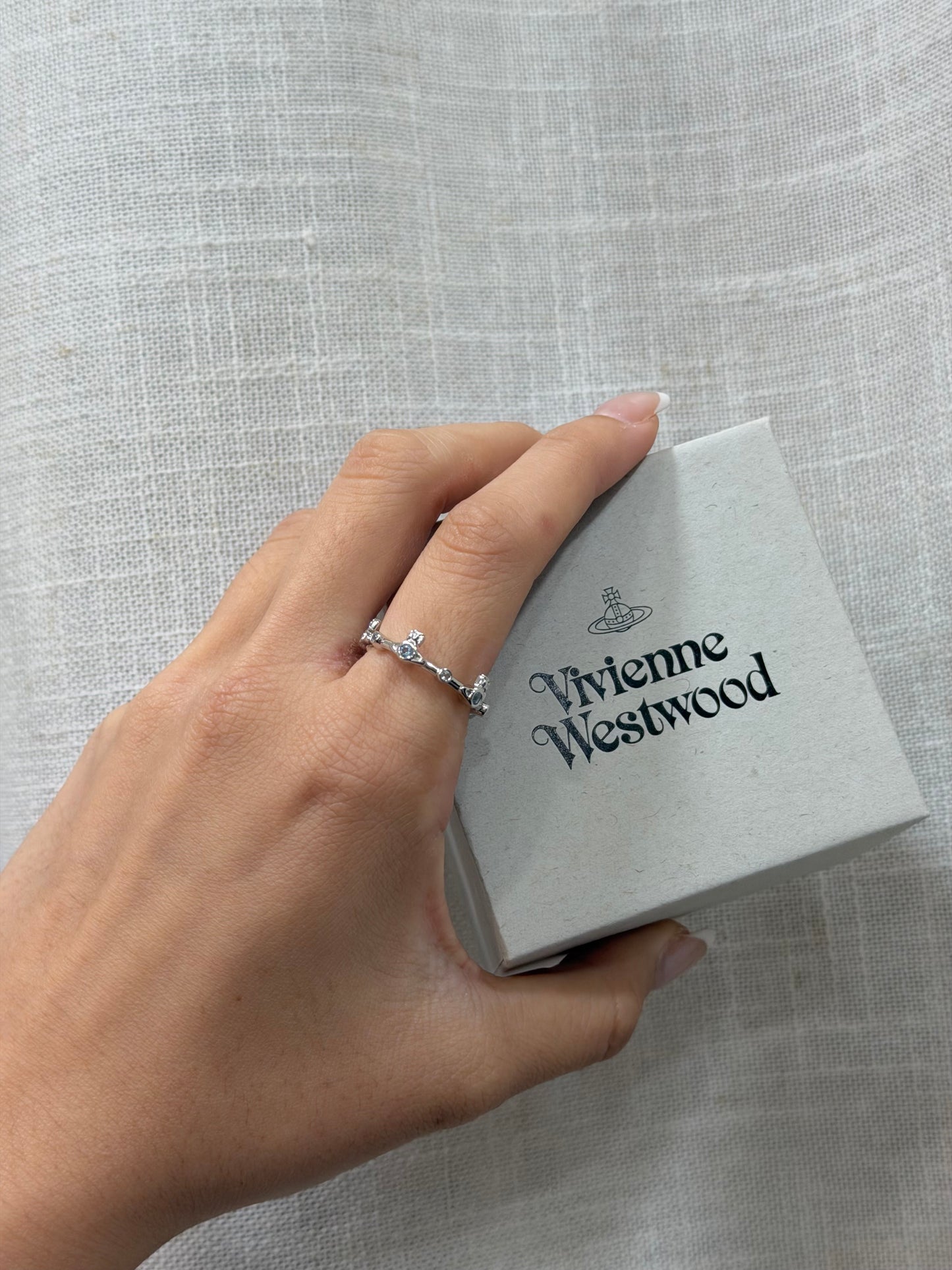 Vivienne Westwood Felicia Ring 小藍鑽最新上架925純銀