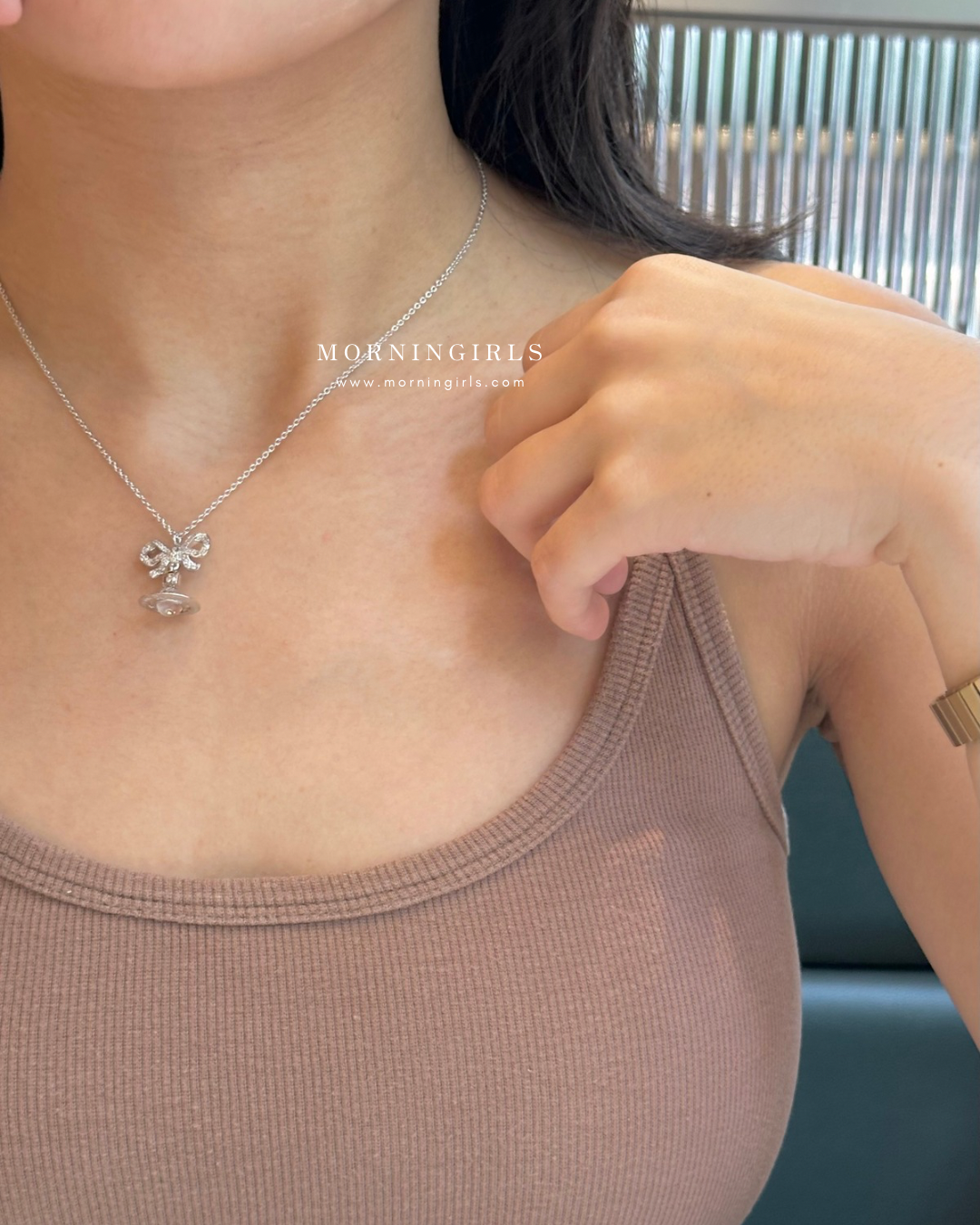 Vivienne Westwood Octavie Pendant Necklace 蝴蝶結星球 [100%純銀 IVE直井怜同款 現貨發售中!]