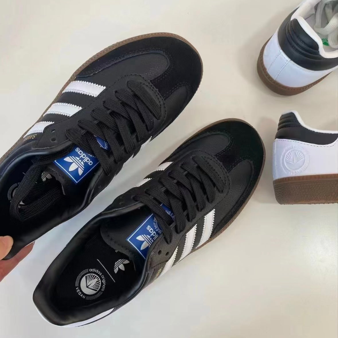 ADIDAS Originals Samba OG 黑色［UK5.5現貨優惠中!］