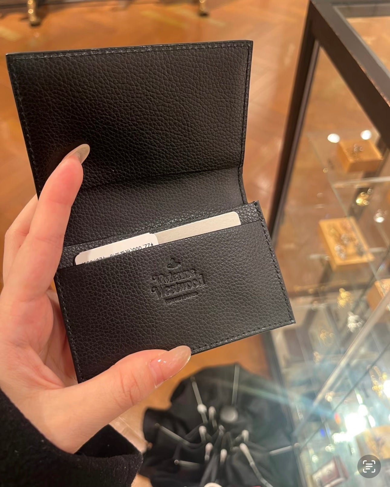 Vivienne Westwood 日本限定2025最新軟身荔枝皮 Business Cardholder 可放多卡 [專櫃已加價! 最後小量舊價現貨!]