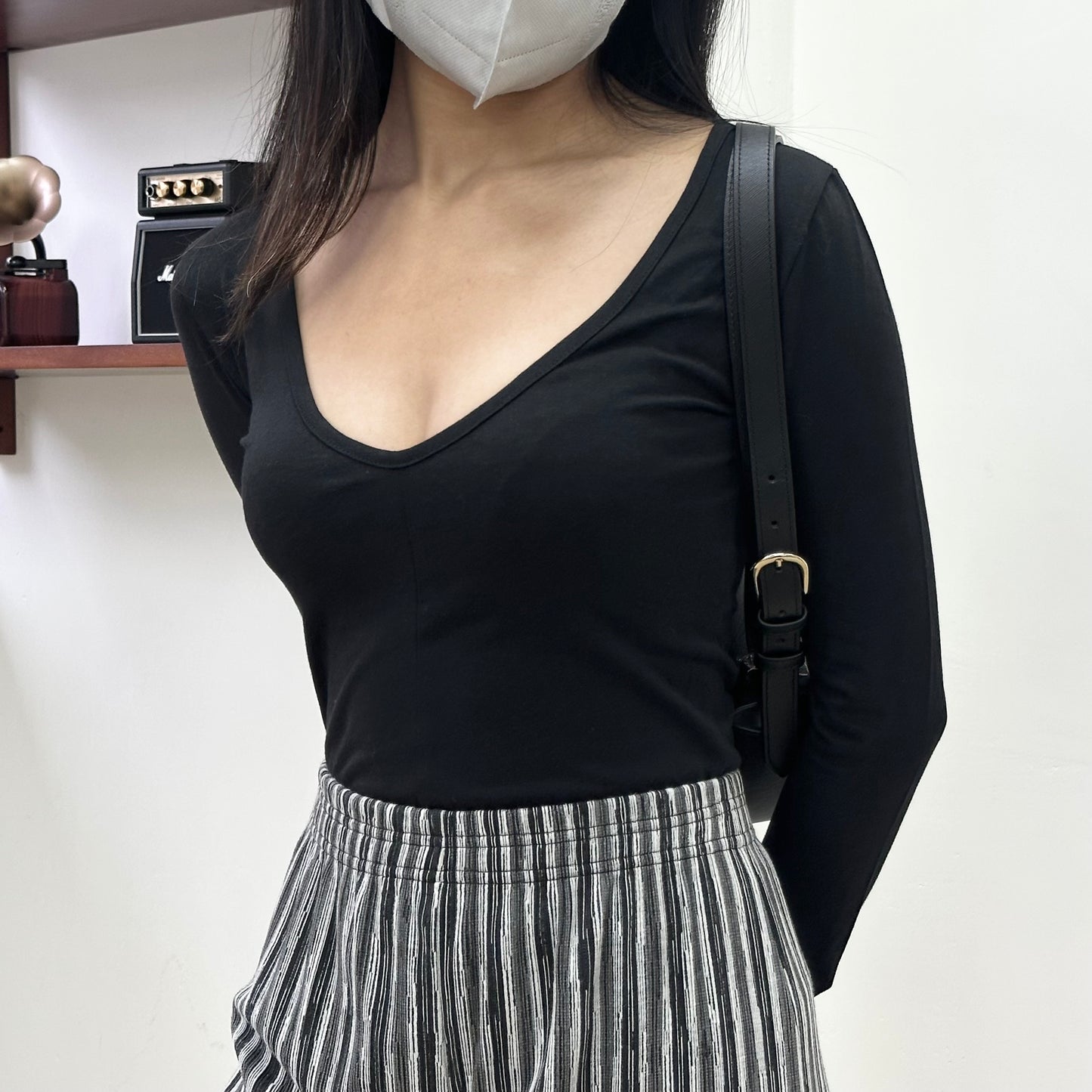 Sexy Deep V Cotton Tee [可前後穿著!!]