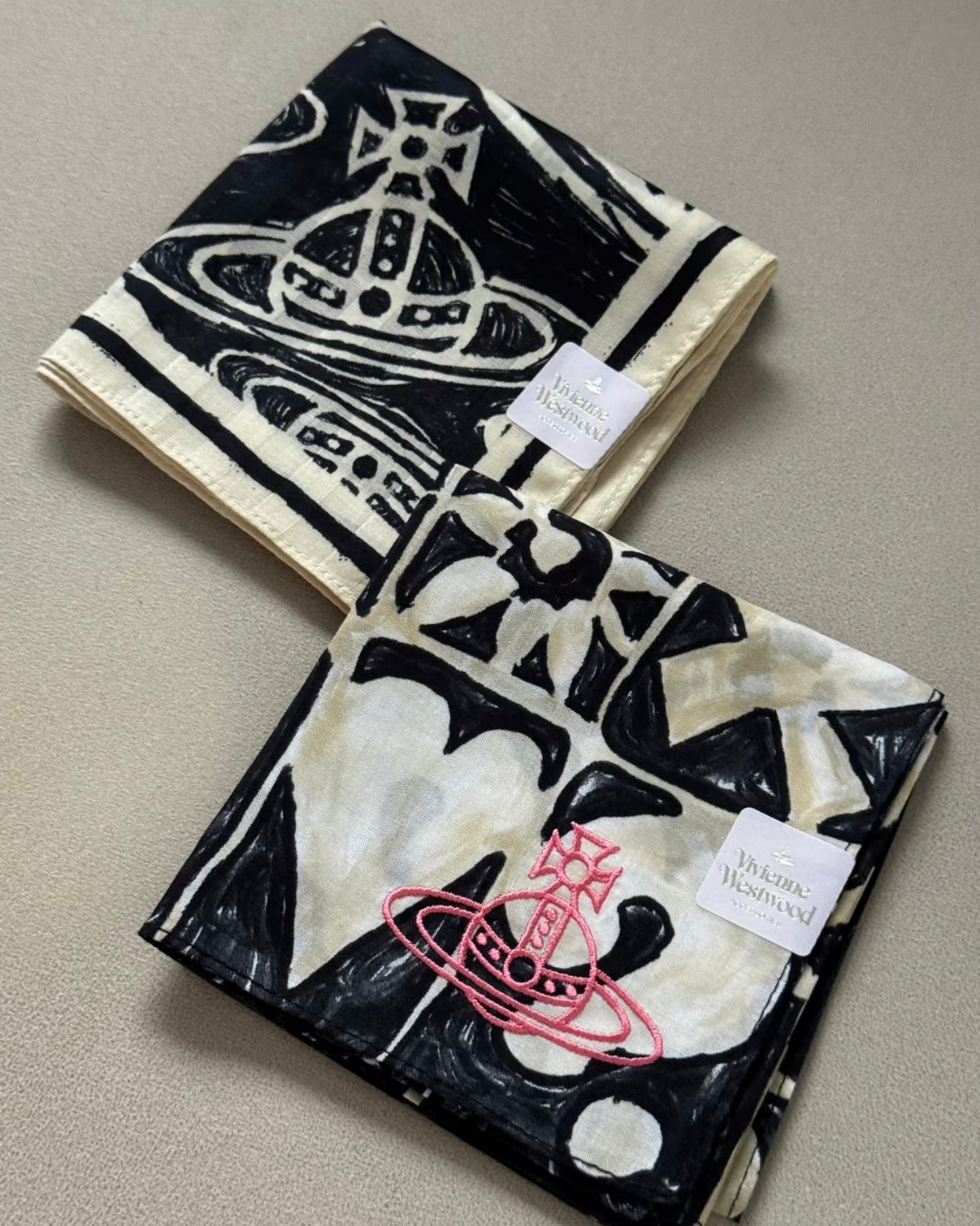 Vivienne Westwood 日本限定多用途方巾 [日本已停產! 數量有限現貨完售下架!]