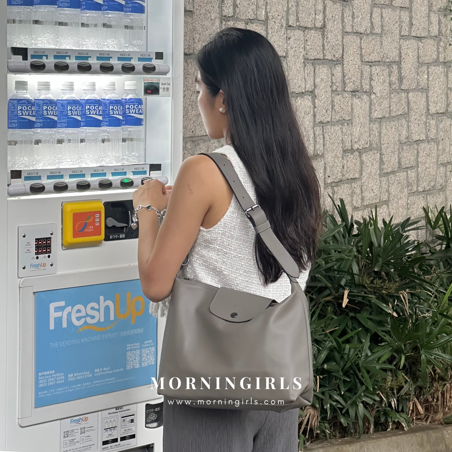 LONGCHAMP Le Pliage Xtra M Hobo Bag 超熱賣真皮系列［超人氣黑色大象灰限量現貨優惠中 完售即止!］