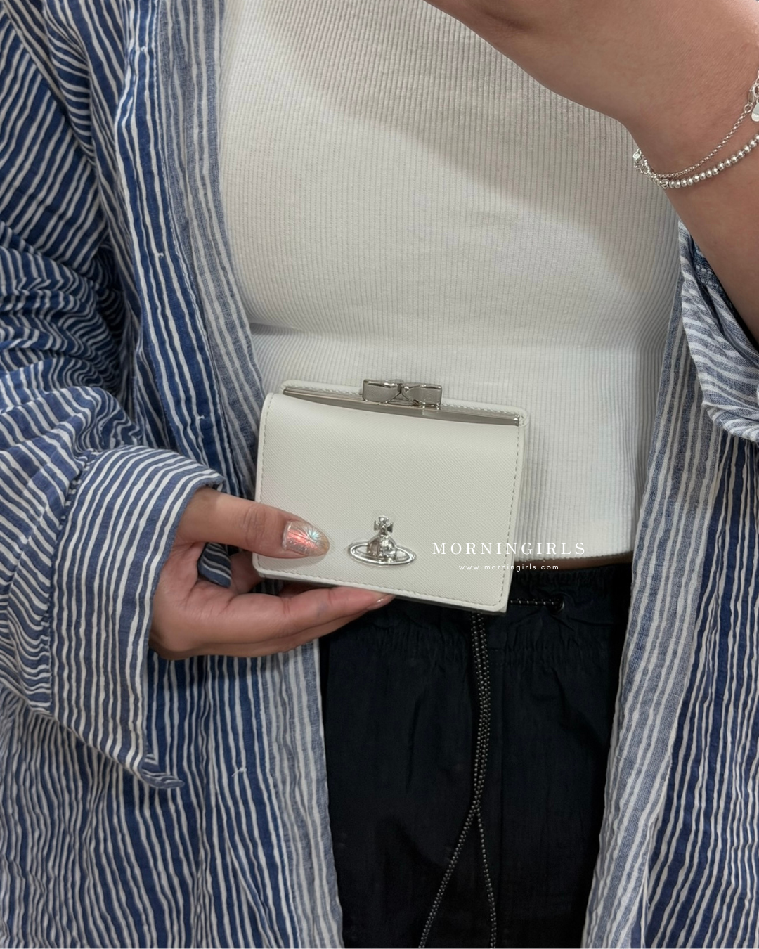 Vivienne Westwood 2026最新限定白色十字紋系列