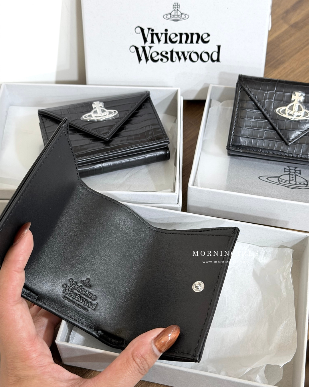 Vivienne Westwood Envelope Mini Wallet 掌心小銀包 [最新銀色荔枝紋新品優惠中 小尺寸銀包推介!]