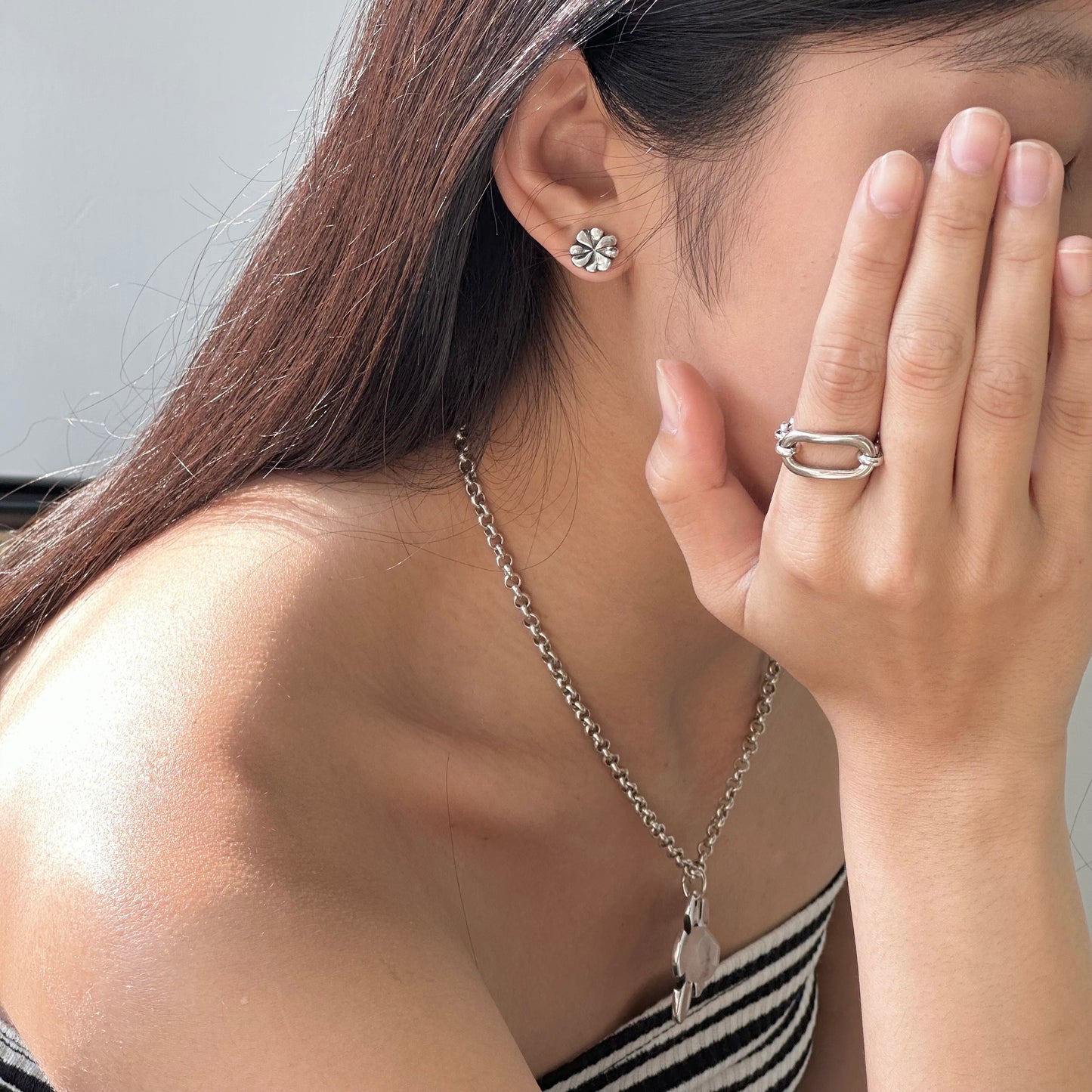 Otro Accesorio 西班牙手工飾物 - Rectangle on Chain Ring