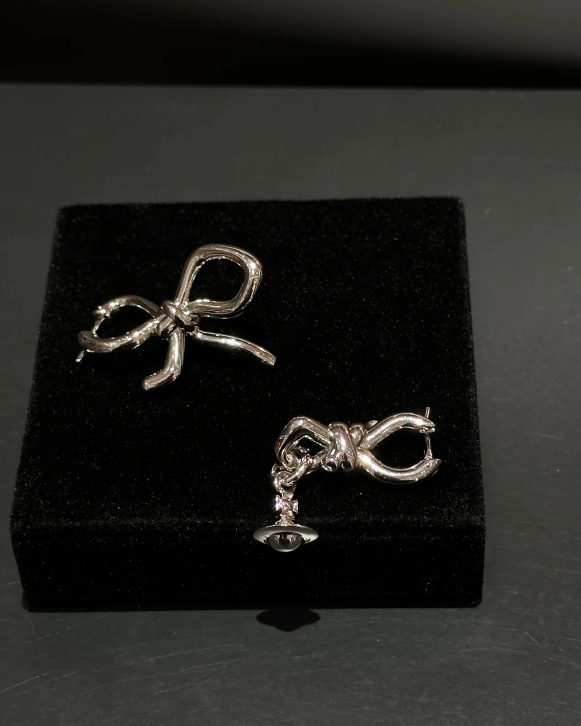 Vivienne Westwood Sage Earrings 蝴蝶結鴛鴦耳環 [現貨熱賣中!]