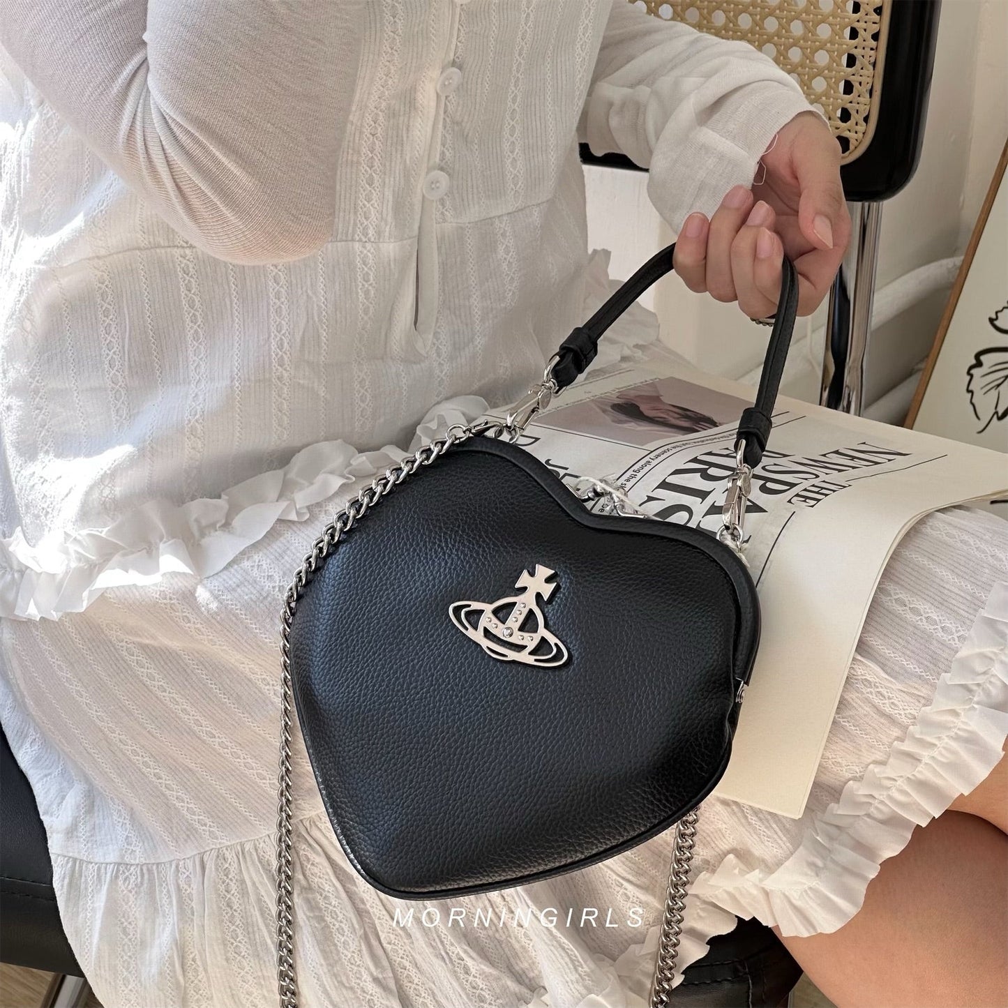 Vivienne Westwood Belle Heart Frame Purse 經典黑色荔枝皮