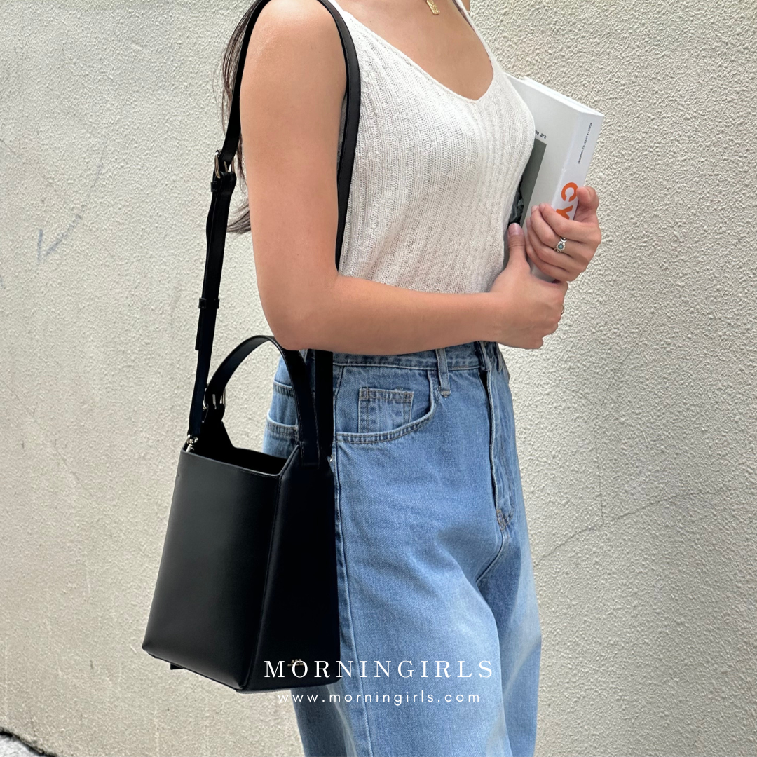 A.P.C. Virginie Bucket Bag 水桶袋 [SMALL]［已停產! 最後預訂機會!］