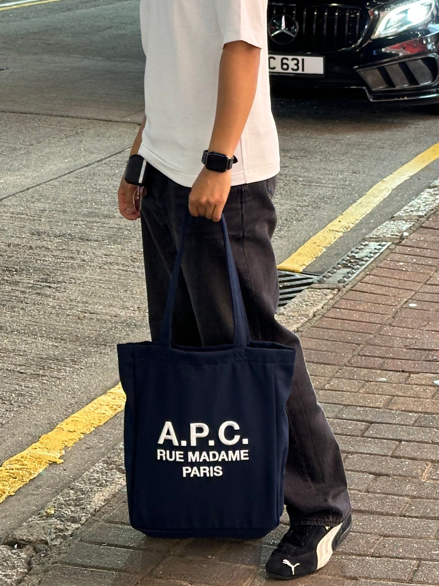 A.P.C. Lou Rue Madame Tote Bag 刺繡logo