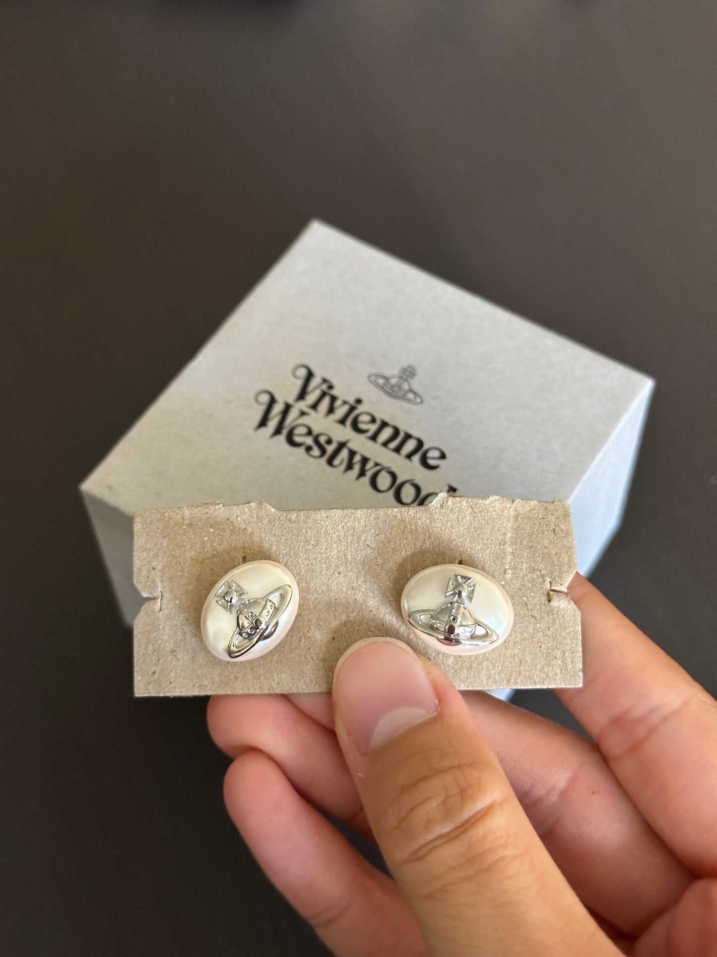 Vivienne Westwood Lavinia Pearl Earrings  [限量現貨優惠中]