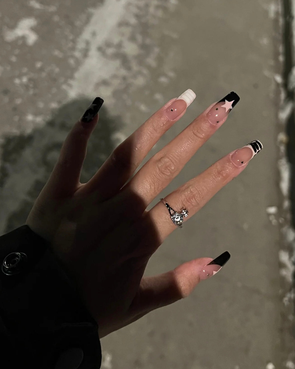 Vivienne Westwood Reina Ring 低調精緻小鑽系列 [925純銀 可基本濕水!]