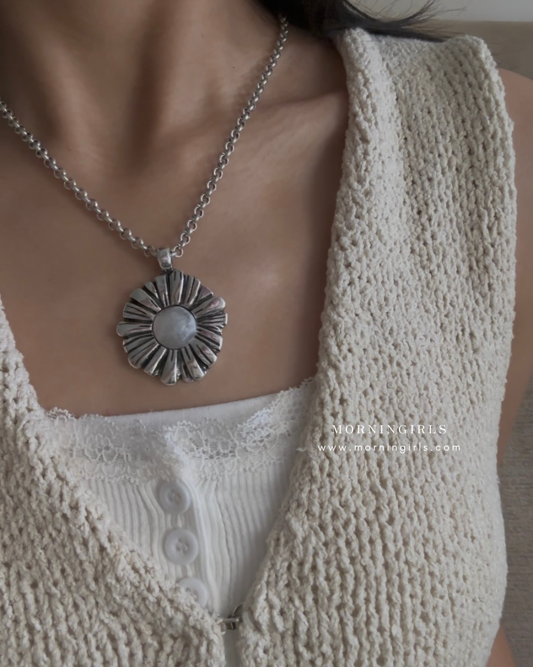 Otro Accesorio 西班牙手工飾物 - Flower Necklace 經典花花頸鏈 [NEW ITEM!]