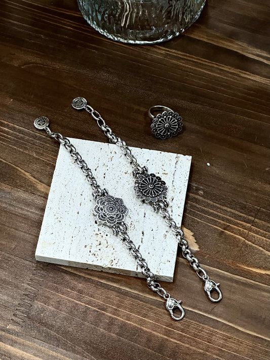 Otro Accesorio 西班牙手工飾物 - Vintage Flower Bracelet