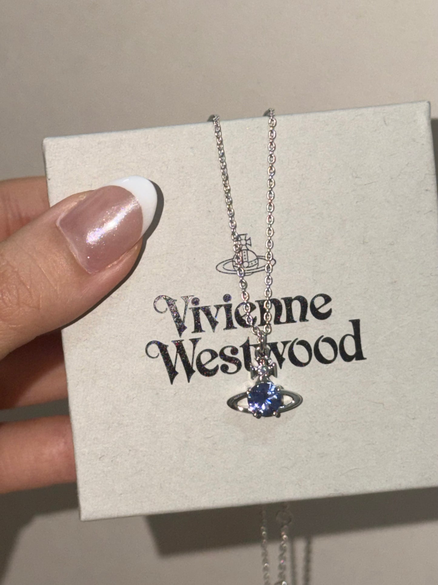 Vivienne Westwood Reina Necklace 2026最新限定薰衣草紫色 💜[低調精緻小閃鑽]