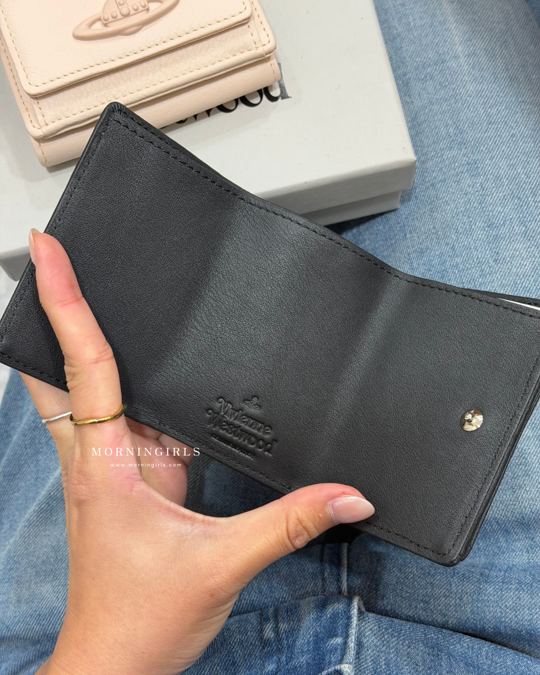 Vivienne Westwood Envelope Mini Wallet 掌心小銀包 日本限定版 [純美櫻花粉啞黑壓紋土星]