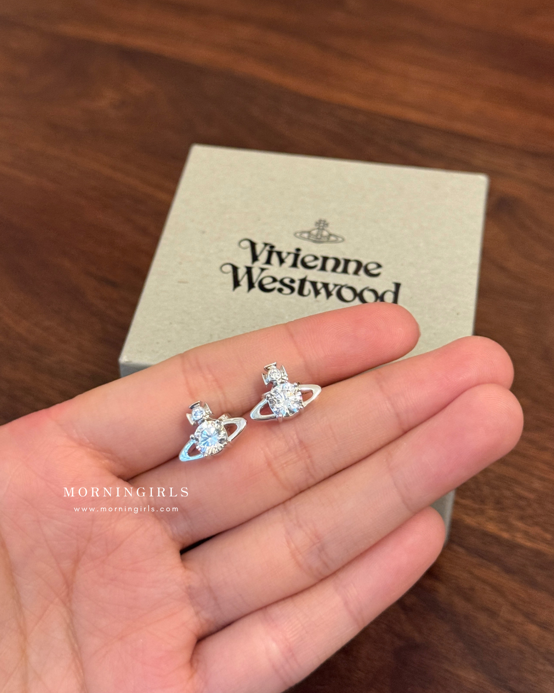 Vivienne Westwood Reina 低調精緻小鑽系列 [頸鏈手鏈耳環整套發售!]
