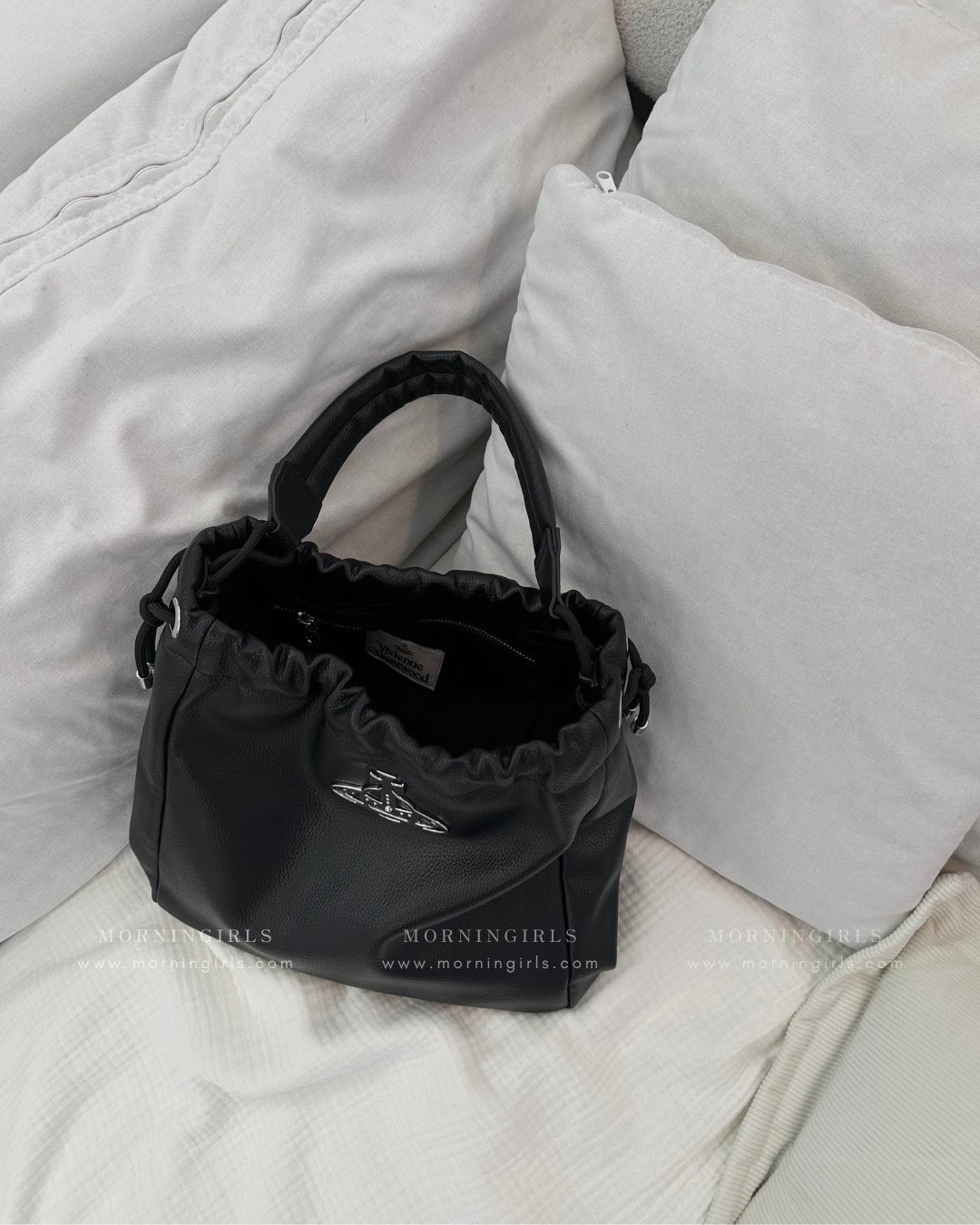 Vivienne Westwood Hilary Bucket Bag 超軟身黑銀荔枝皮 [雙11折上折! 大容量方形小水桶 可上膊!]