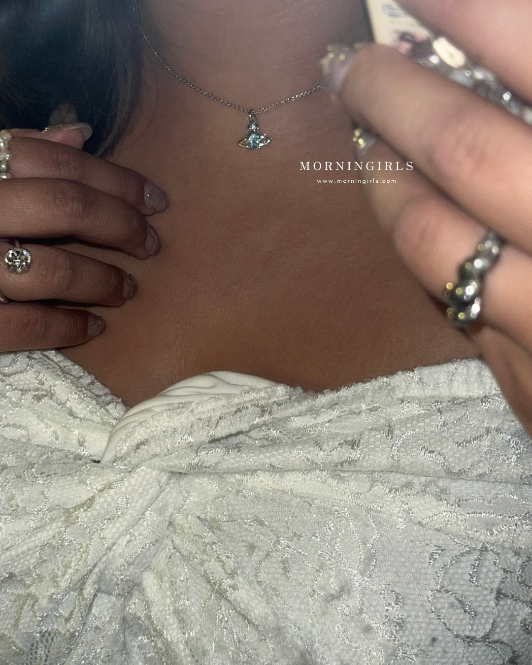 Vivienne Westwood Reina Necklace 低調精緻小鑽 2025最新限定冰川藍 耳環手鏈頸鏈全套上架 [絕美溫柔 專櫃限量款式 頸鏈下星期到貨 建議盡早下單留貨!]