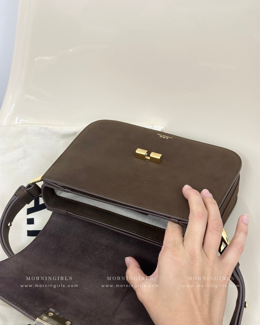 A.P.C. Grace Bag [經典金扣 SMALL]［深啡猄皮美德拉風限定上架］