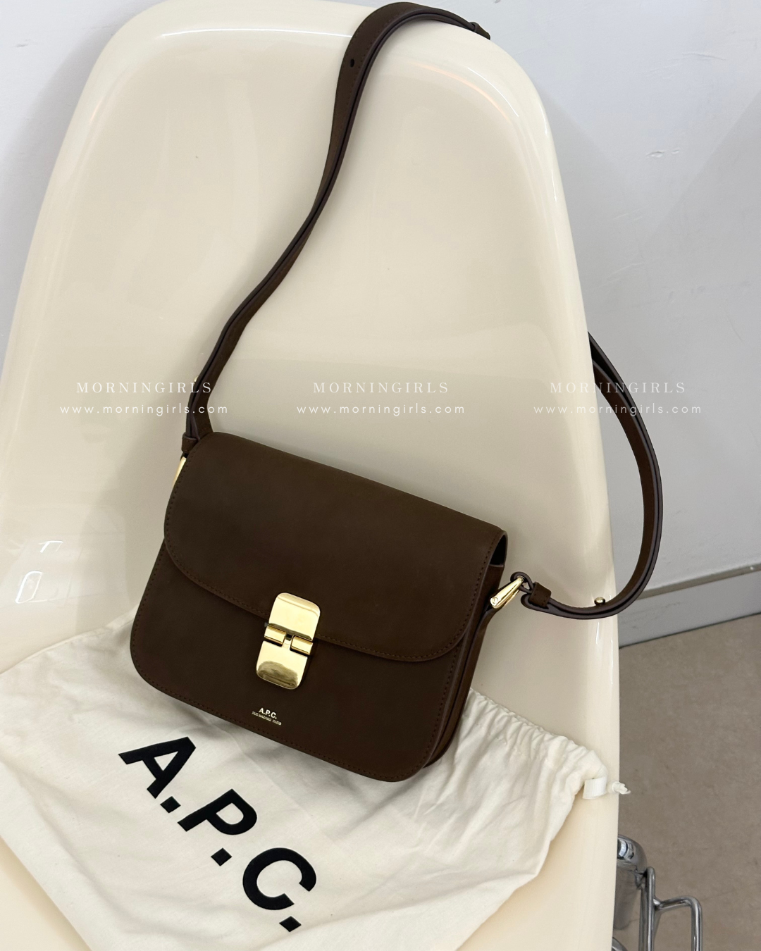 A.P.C. Grace Bag [經典金扣 SMALL]［深啡猄皮美德拉風限定上架］