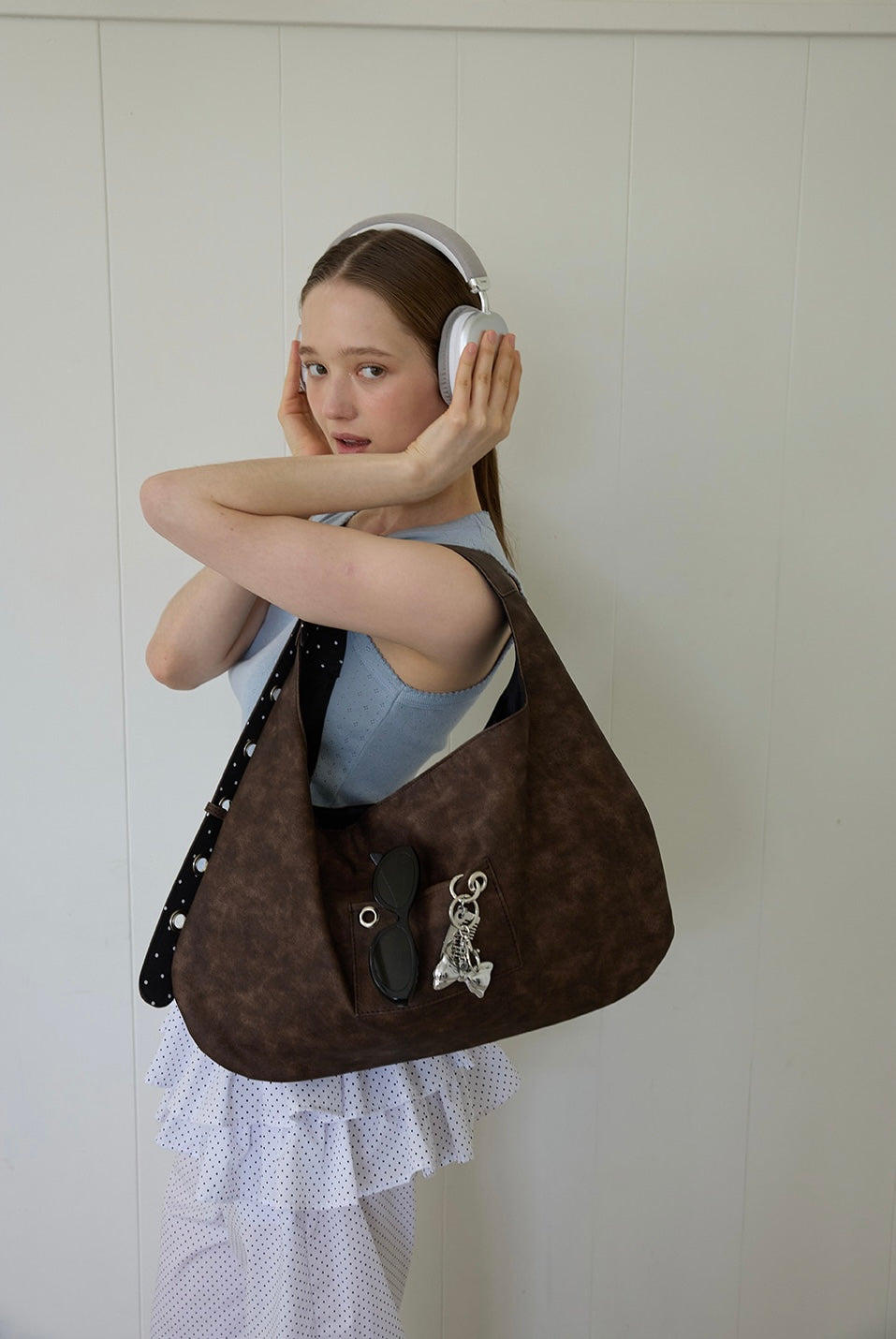 Leterie Leather Buckle Reversible Shoulder Bag 黑波點 最新韓國選物🇰🇷皮革波點兩用洞洞扣半月袋［Made In Korea🇰🇷可雙面兩用 肩帶可調節上膊斜揹OK!］