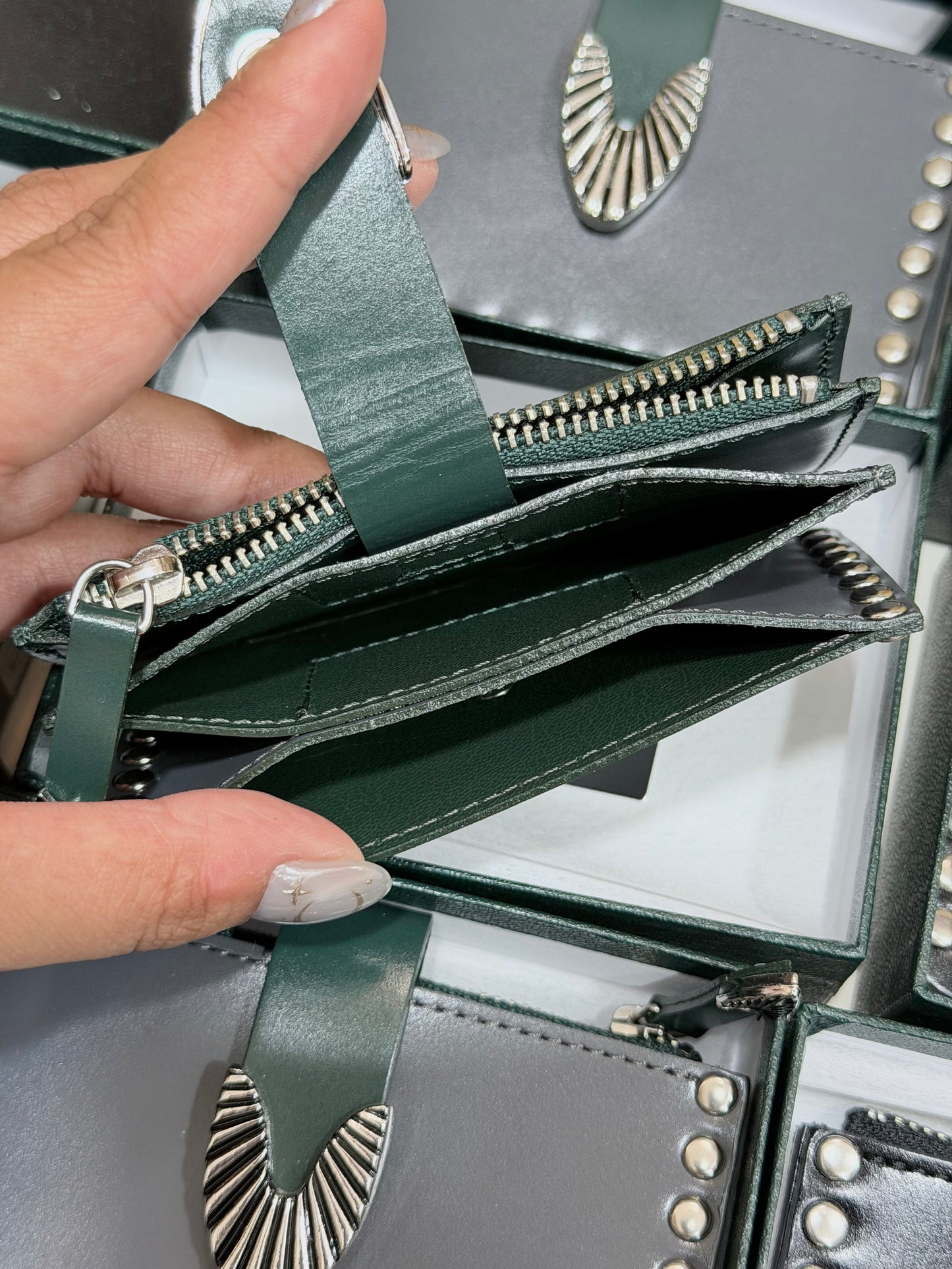 Toga Too Leather Wallet Studs SMALL [重新上架! 現貨發售中!]