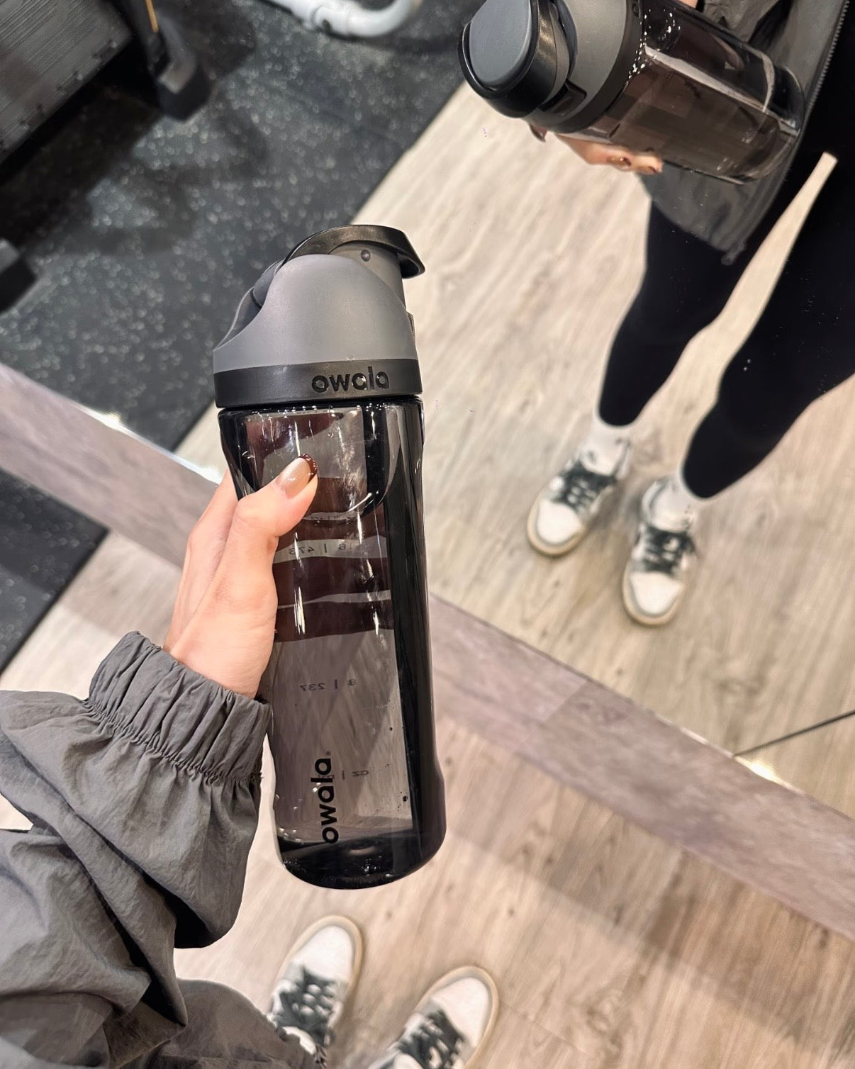美國Owala FreeSip隔熱透明吸管水瓶 25oz