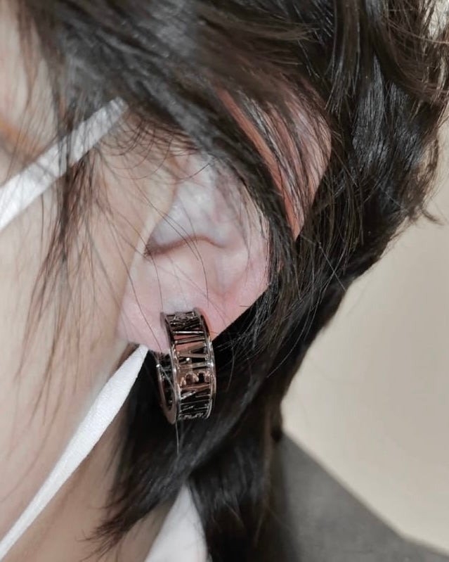 Vivienne Westwood Westminster Earrings 太空灰［最新上架! 型格之選! 限量現貨優惠!］