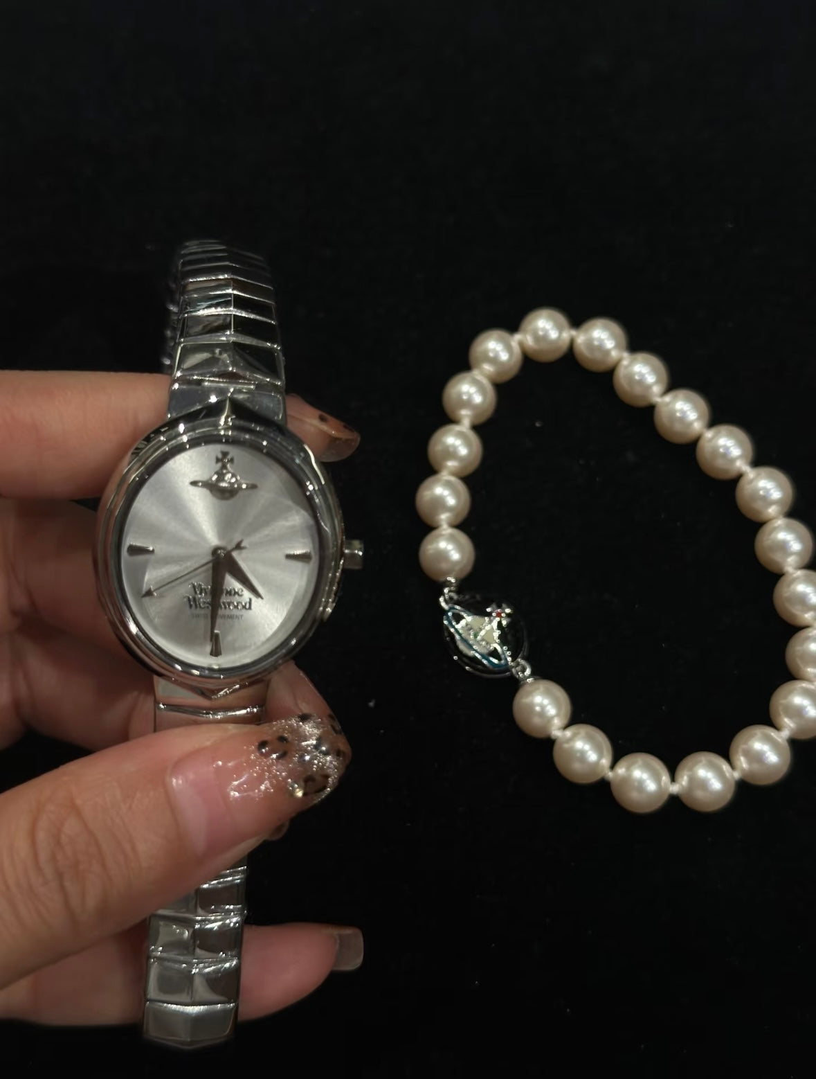 Vivienne Westwood Armour Watch [銀色現貨中]