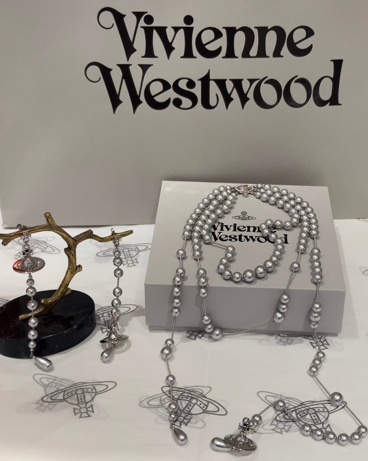 Vivienne Westwood 2026最新限定霧灰紫巴洛克水滴珍珠開賣💜［最新專櫃限定款優惠中］
