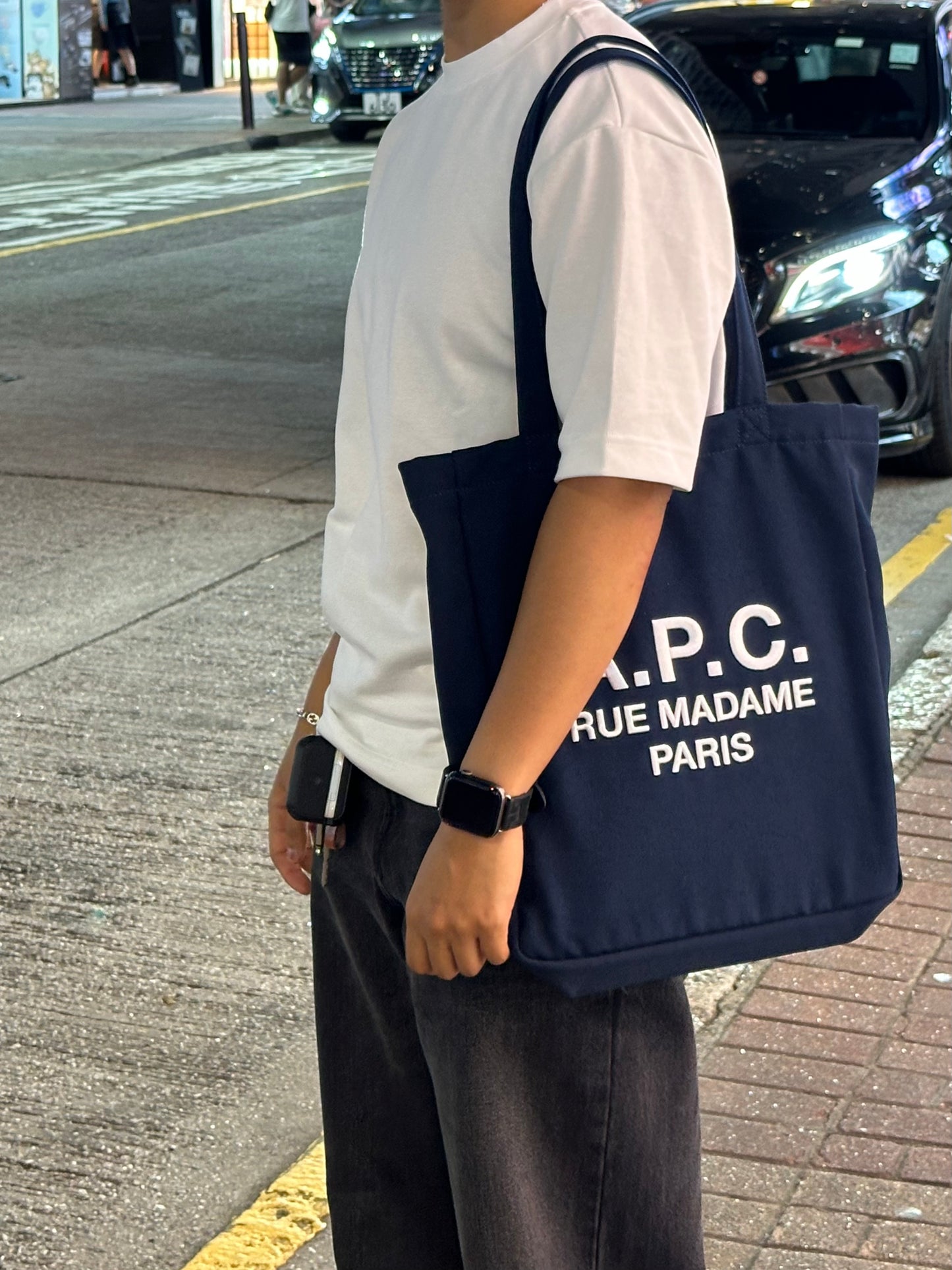 A.P.C. Lou Rue Madame Tote Bag 刺繡logo