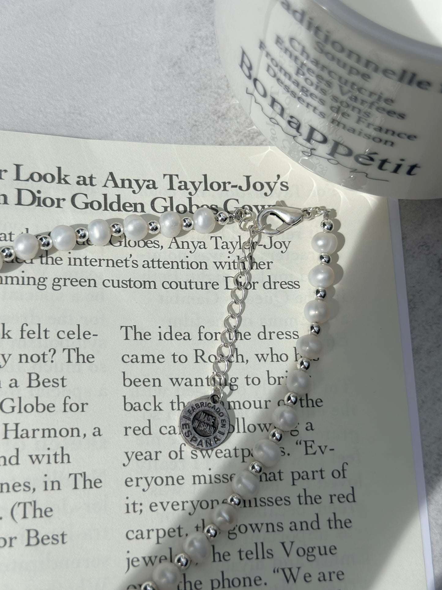 Otro Accesorio X Morningirls 首度聯乘自家製頸鏈 - Mini Bow Pearl Choker