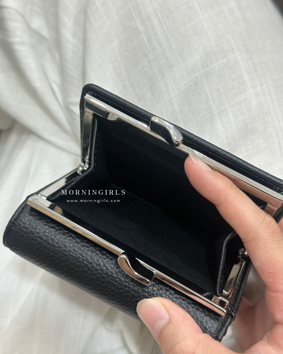 Vivienne Westwood Small Frame Wallet 黑銀荔枝皮［極難補貨! 超罕有相位!]