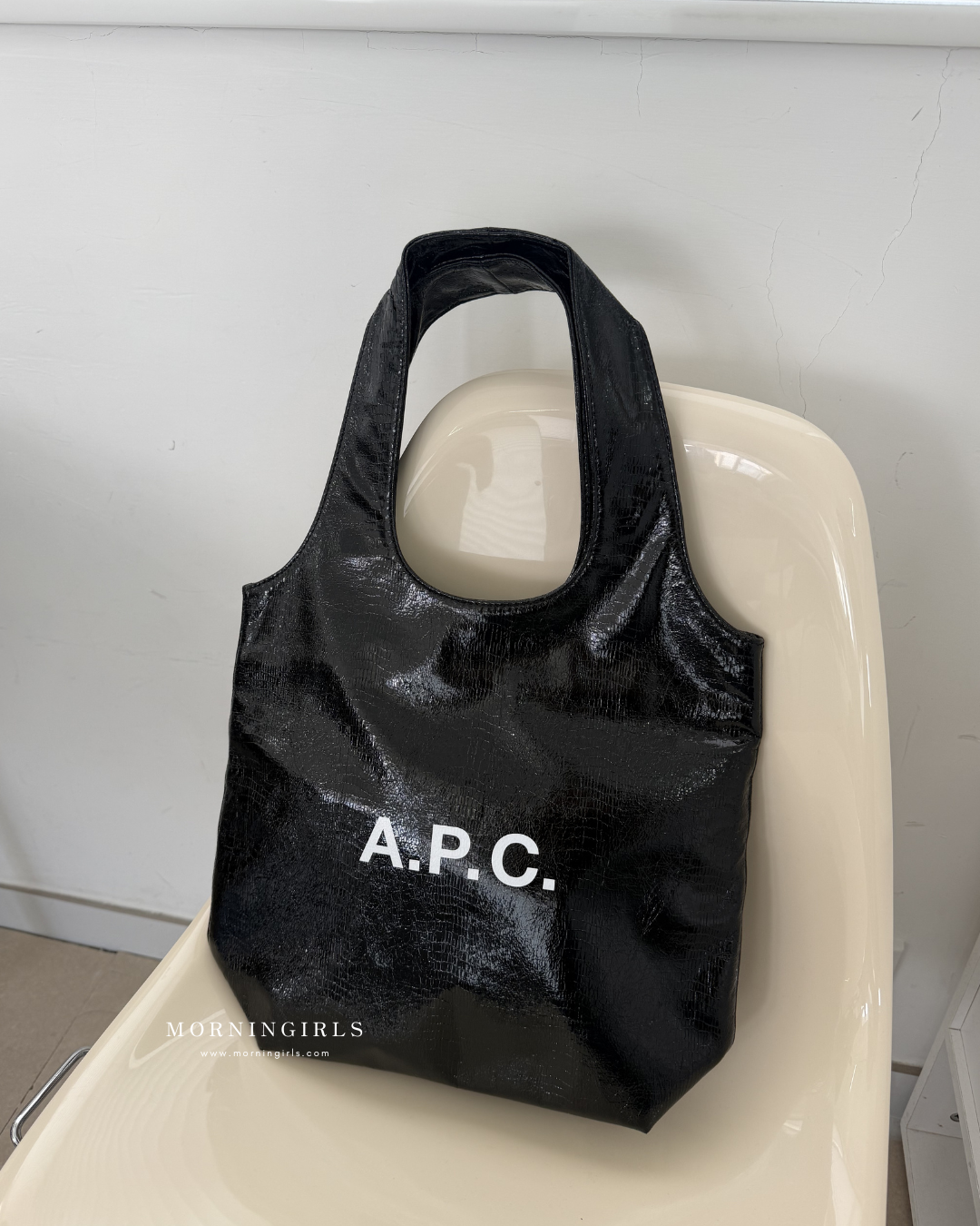 A.P.C. Ninon Tote Bag [SMALL] ［霧灰藍奶灰少量補貨 可放A4尺寸!]