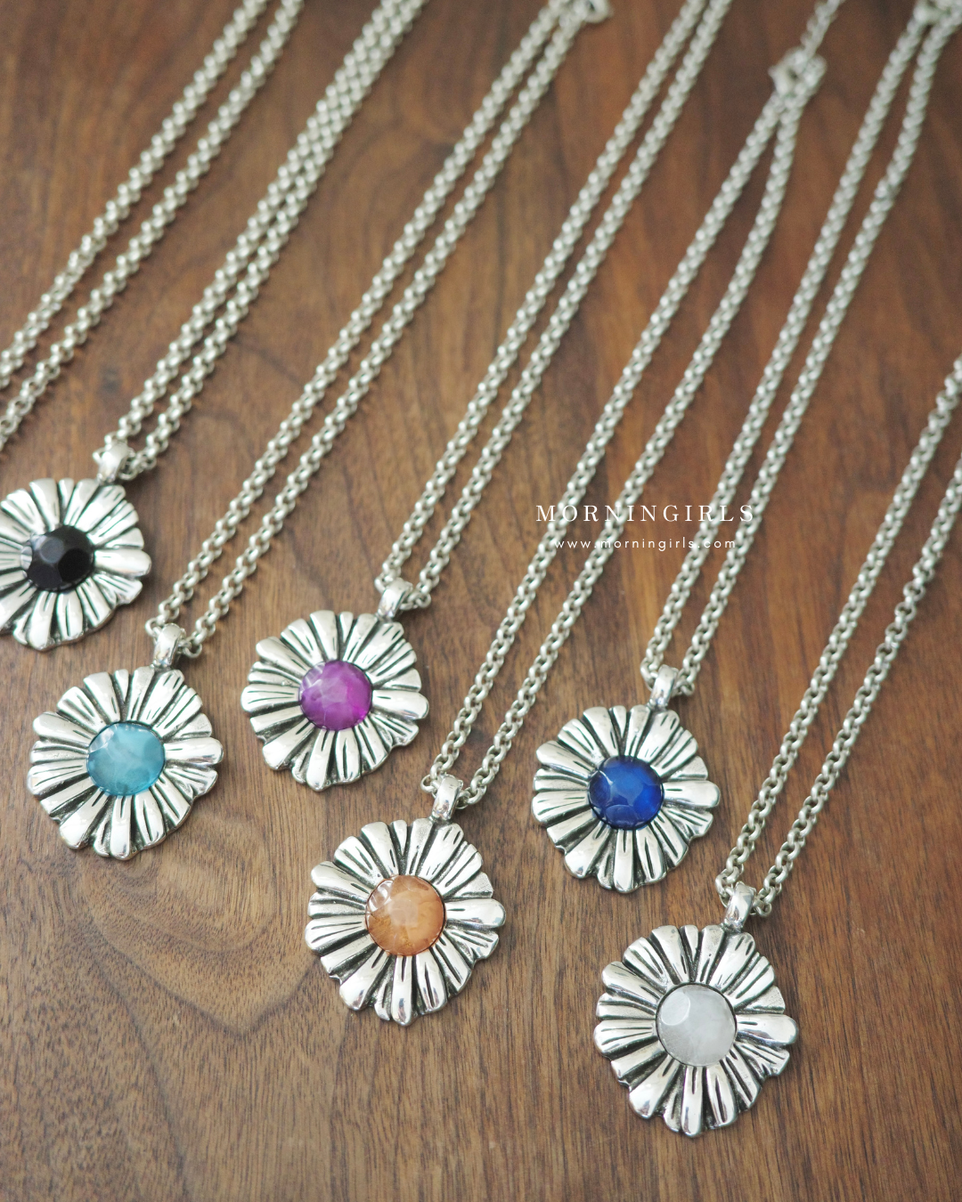 Otro Accesorio 西班牙手工飾物 - Flower Necklace 經典花花頸鏈 [NEW ITEM!]