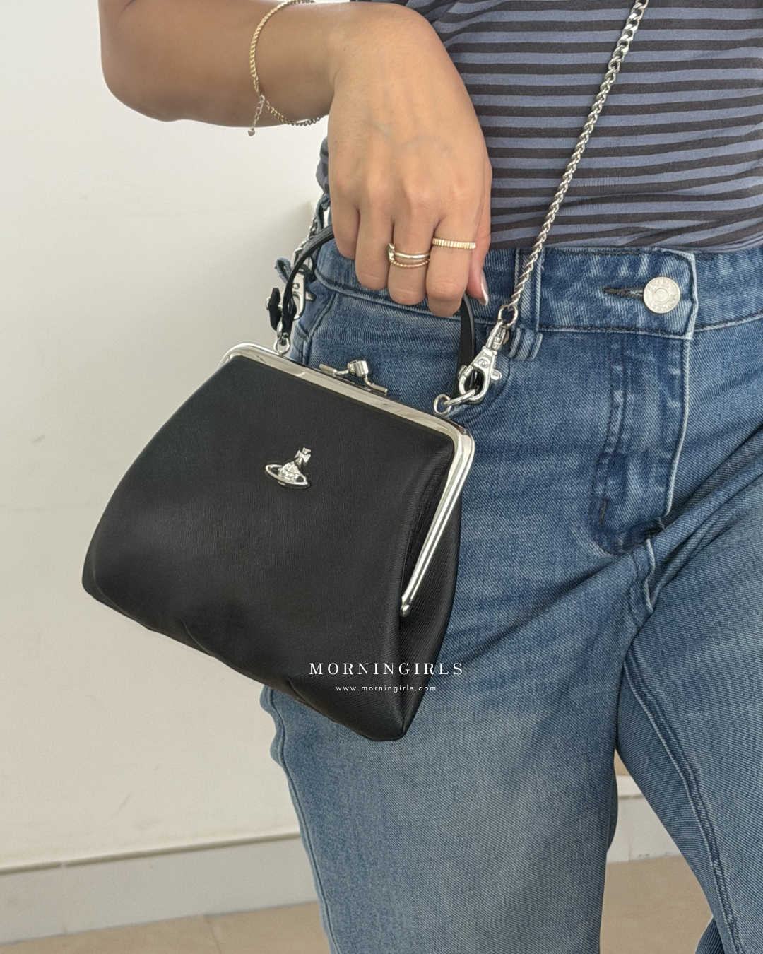 Vivienne Westwood Granny Frame Purse 經典餃子袋 黑色十字紋 [防刮花!]