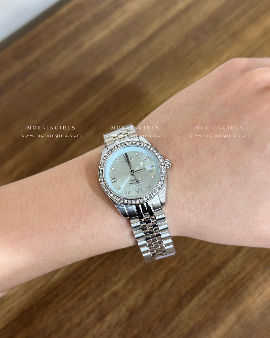 Vivienne Westwood Camberwell Watch 29mm閃鑽系列［專櫃限定款隨時停產］