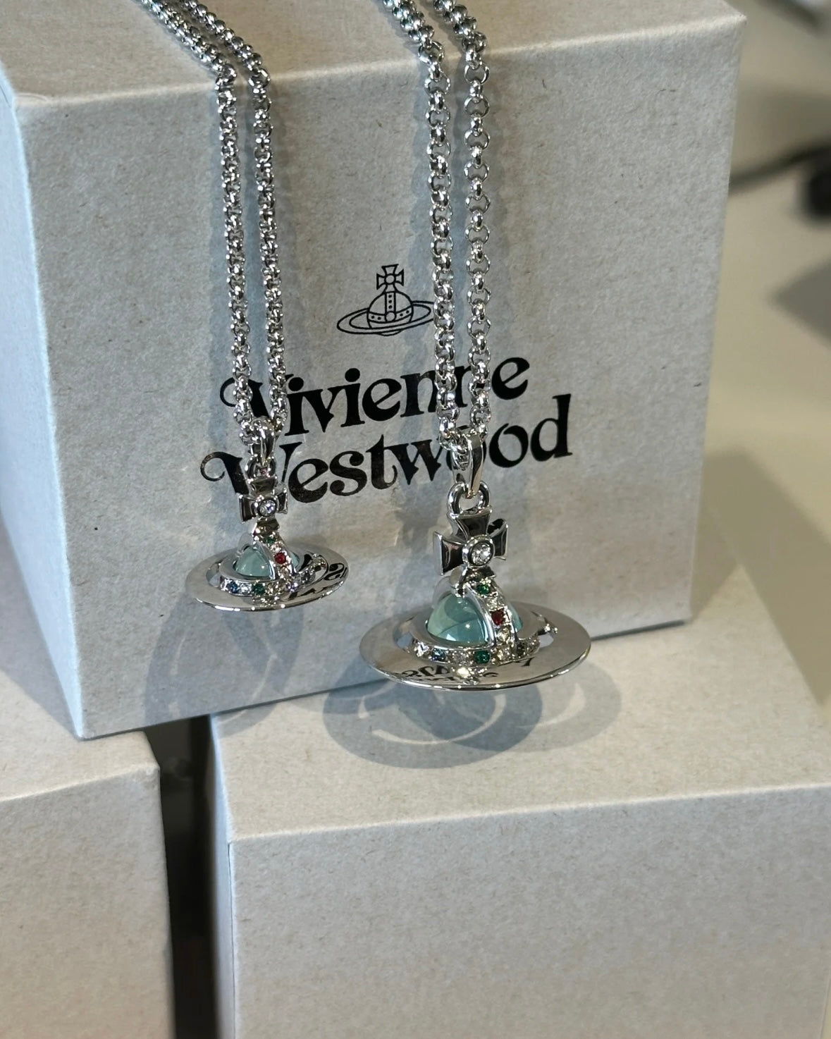 Vivienne Westwood ORB Pendant Crystal Necklace 薄荷綠 [晶瑩通透長期熱賣!]