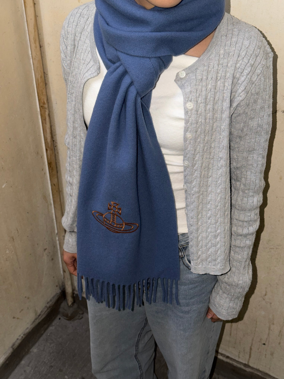 Vivienne Westwood Embroidered Orb Scarf (100% wool) [絕美霧灰藍]