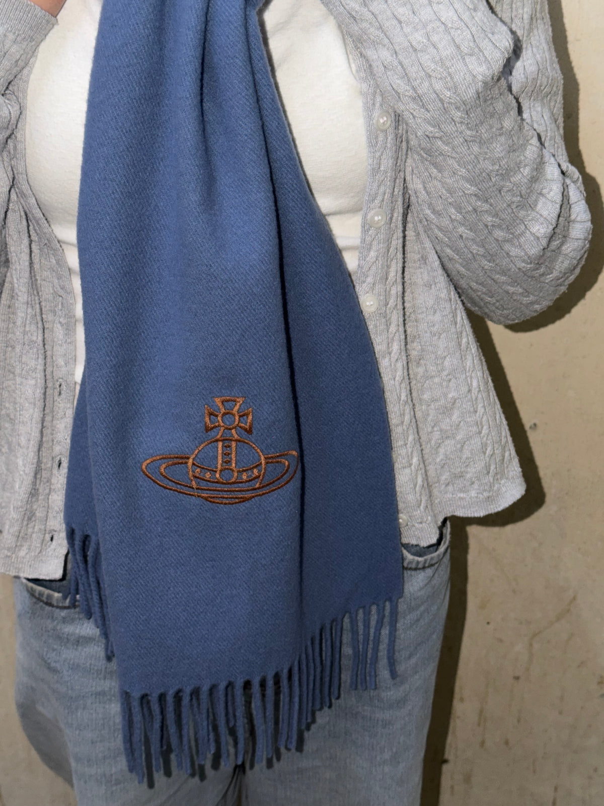 Vivienne Westwood Embroidered Orb Scarf (100% wool) [絕美霧灰藍]
