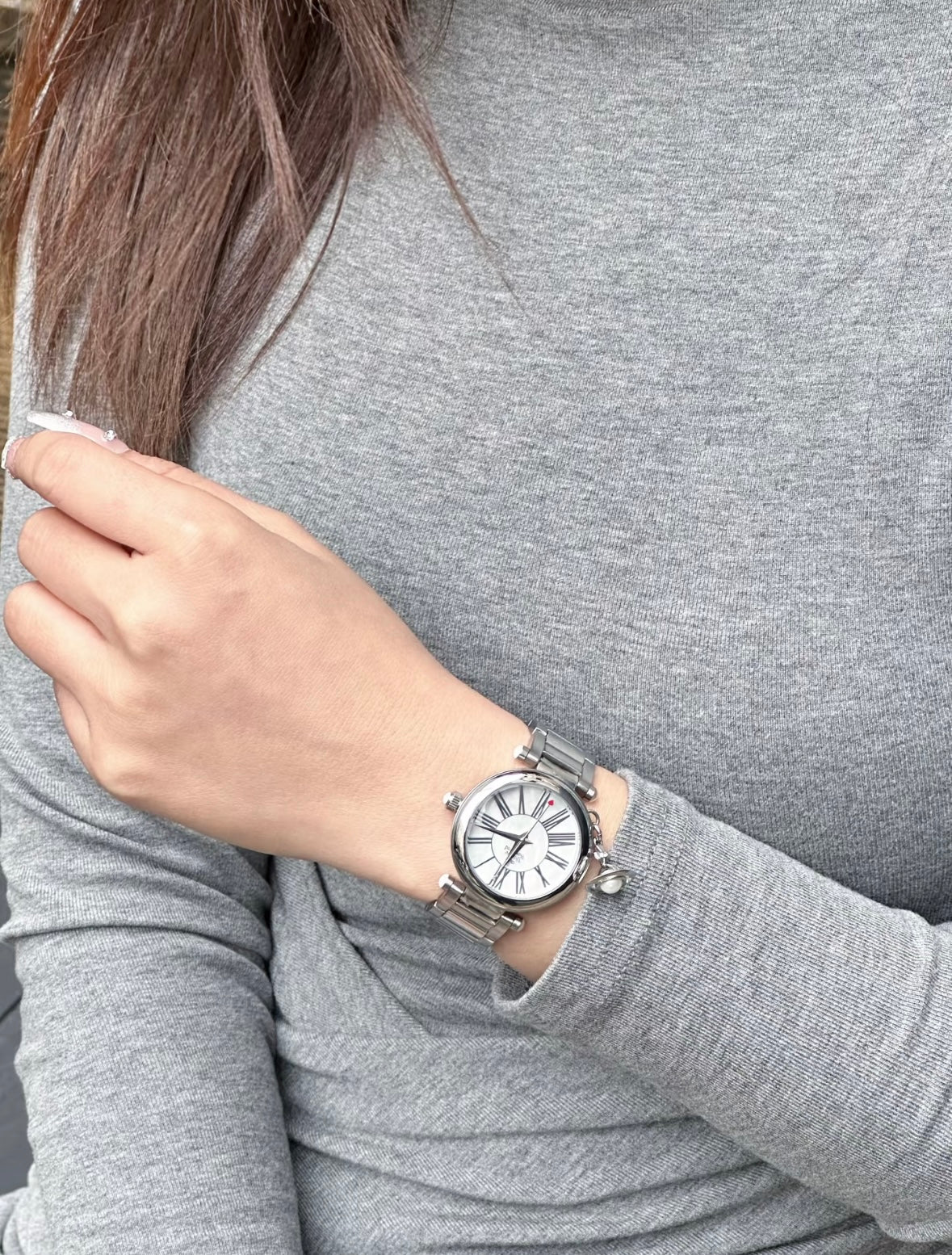 Vivienne Westwood Mother Orb Watch 32mm [超可愛連小吊墜]