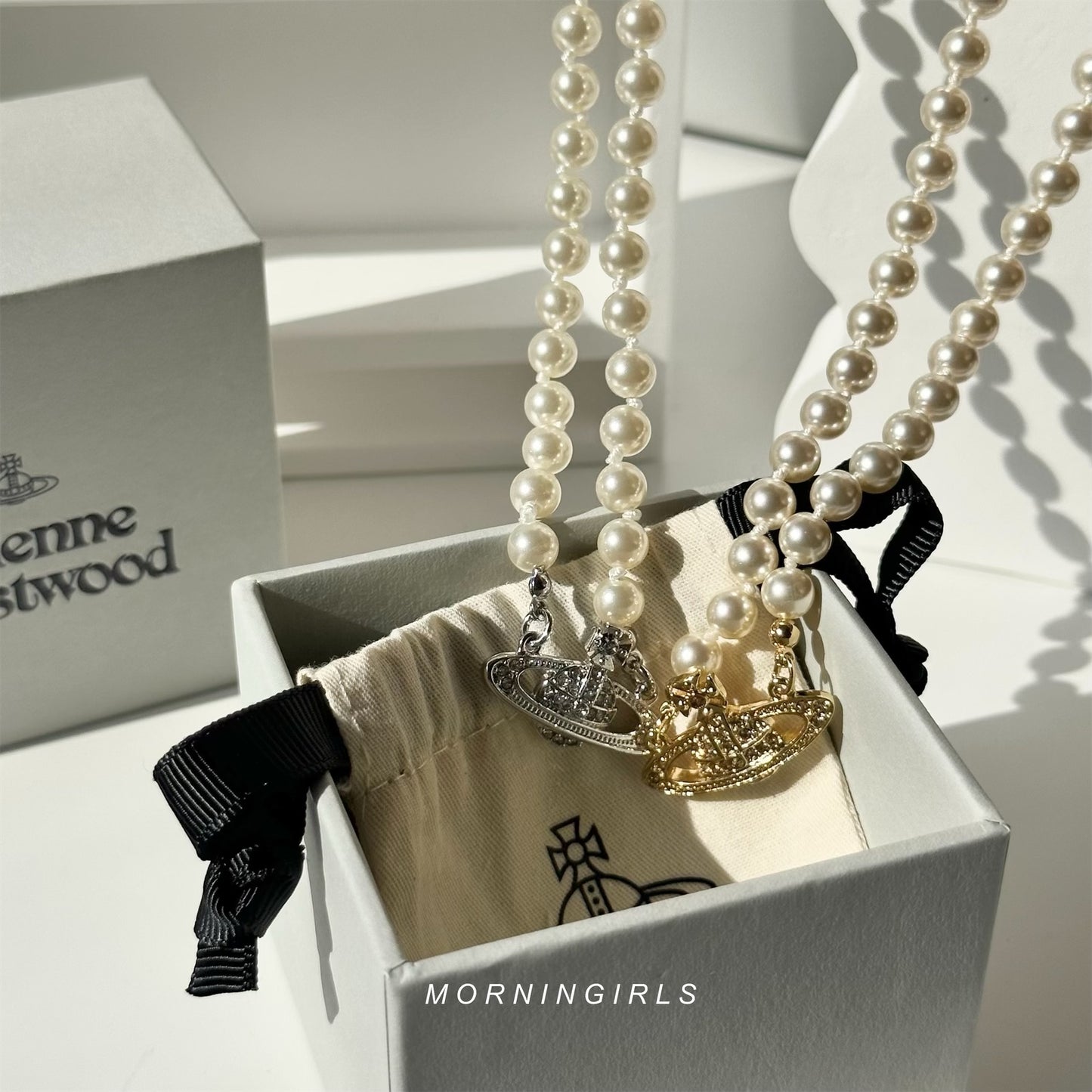 Vivienne Westwood Mini Bas Relief Pearl Choker [銀色重新補貨!]